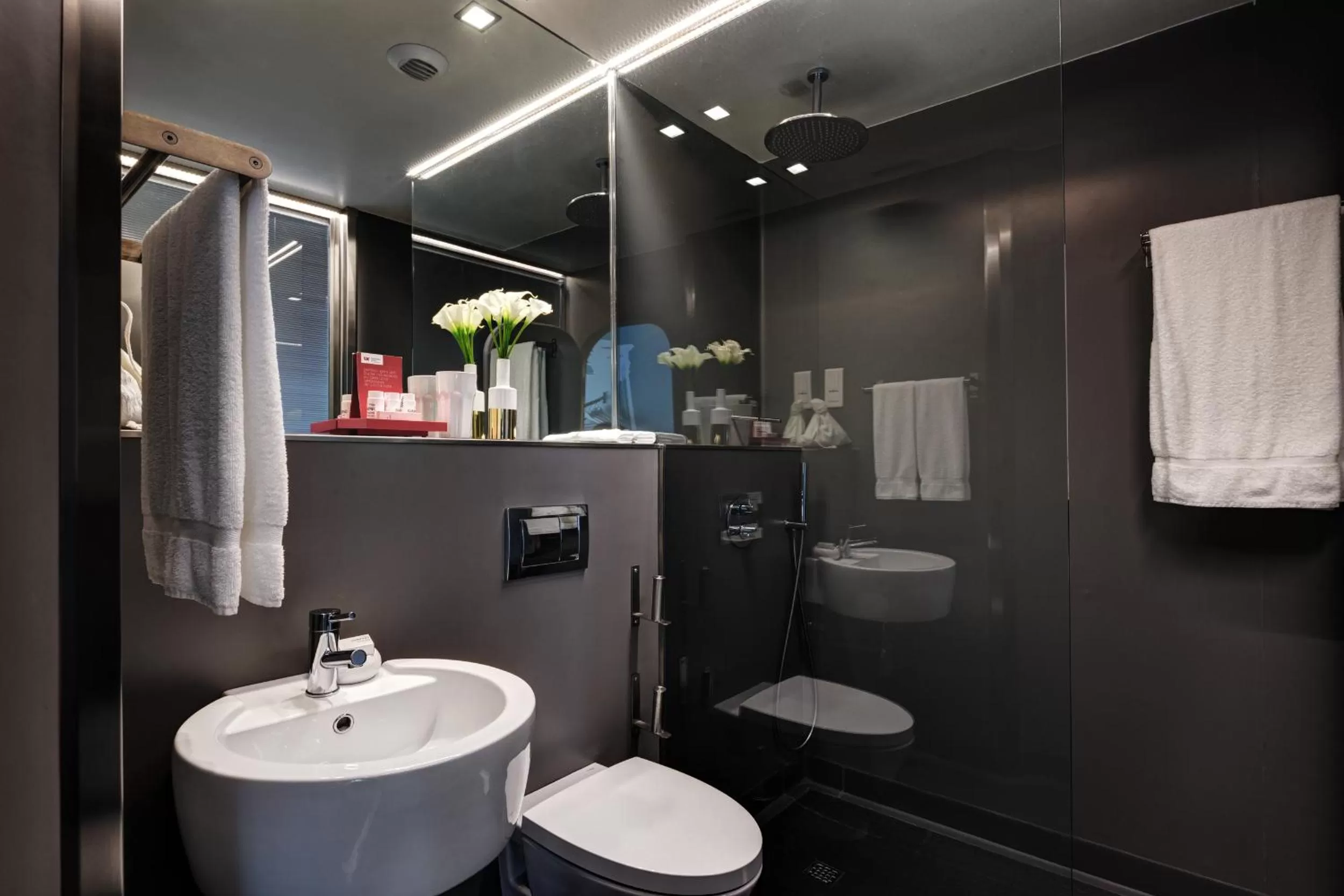 Bathroom in Lx Boutique Hotel