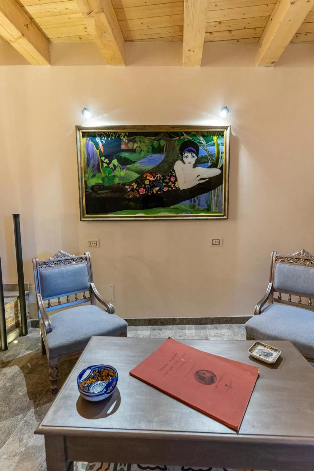 Communal lounge/ TV room in Khalisah