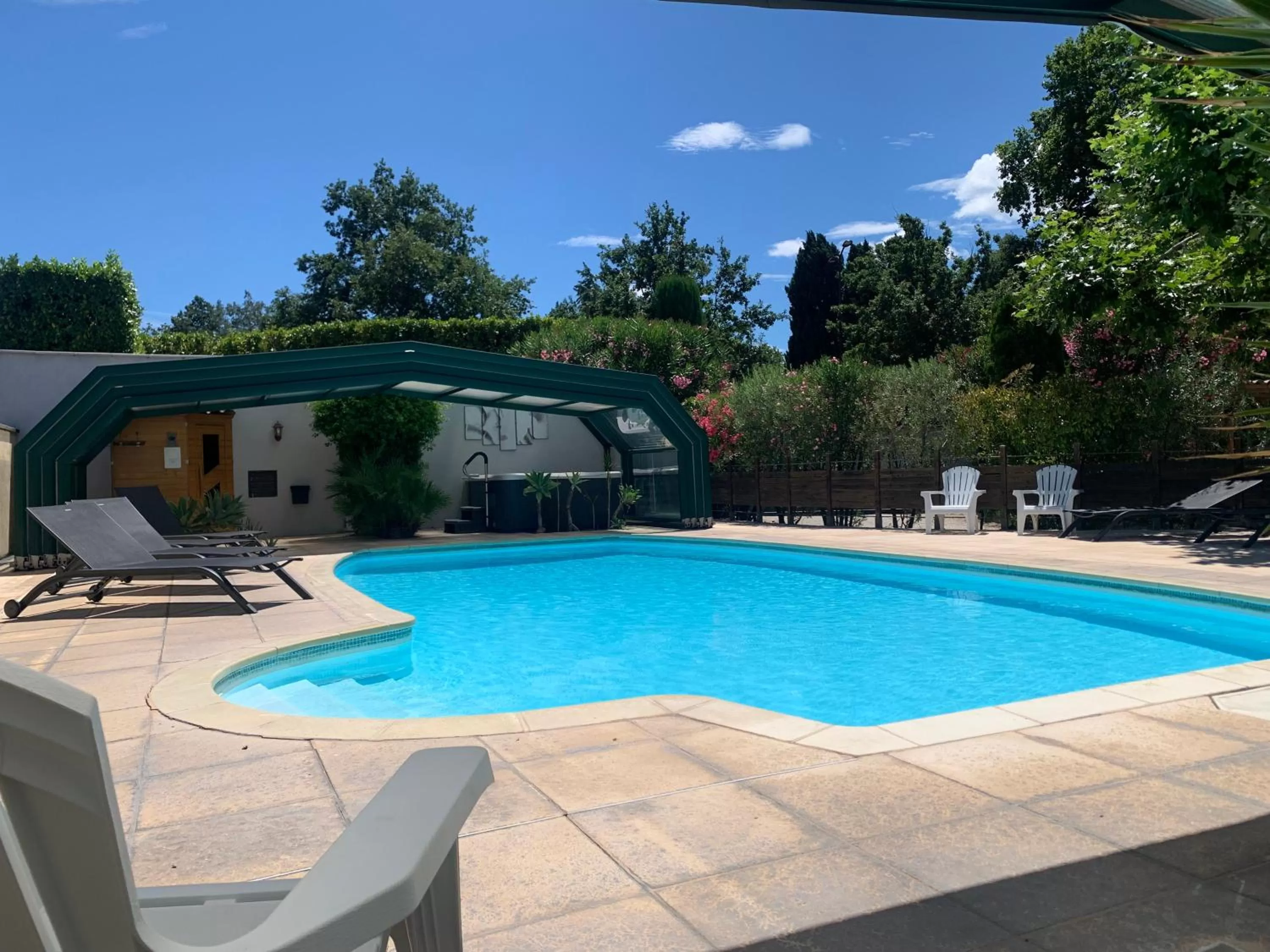 Swimming pool in Residence Melody - Adult only