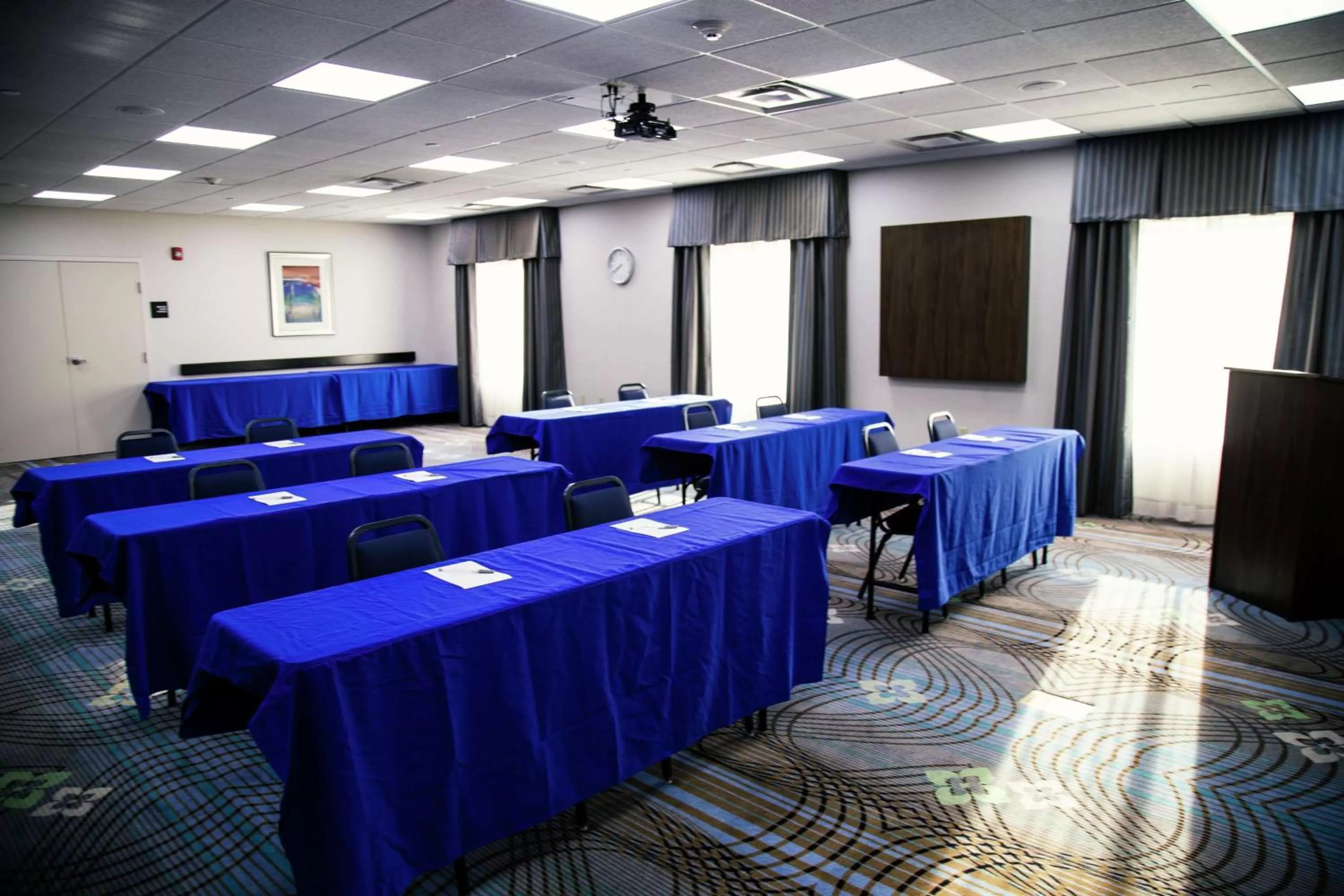 Meeting/conference room in Hampton Inn & Suites Sharon