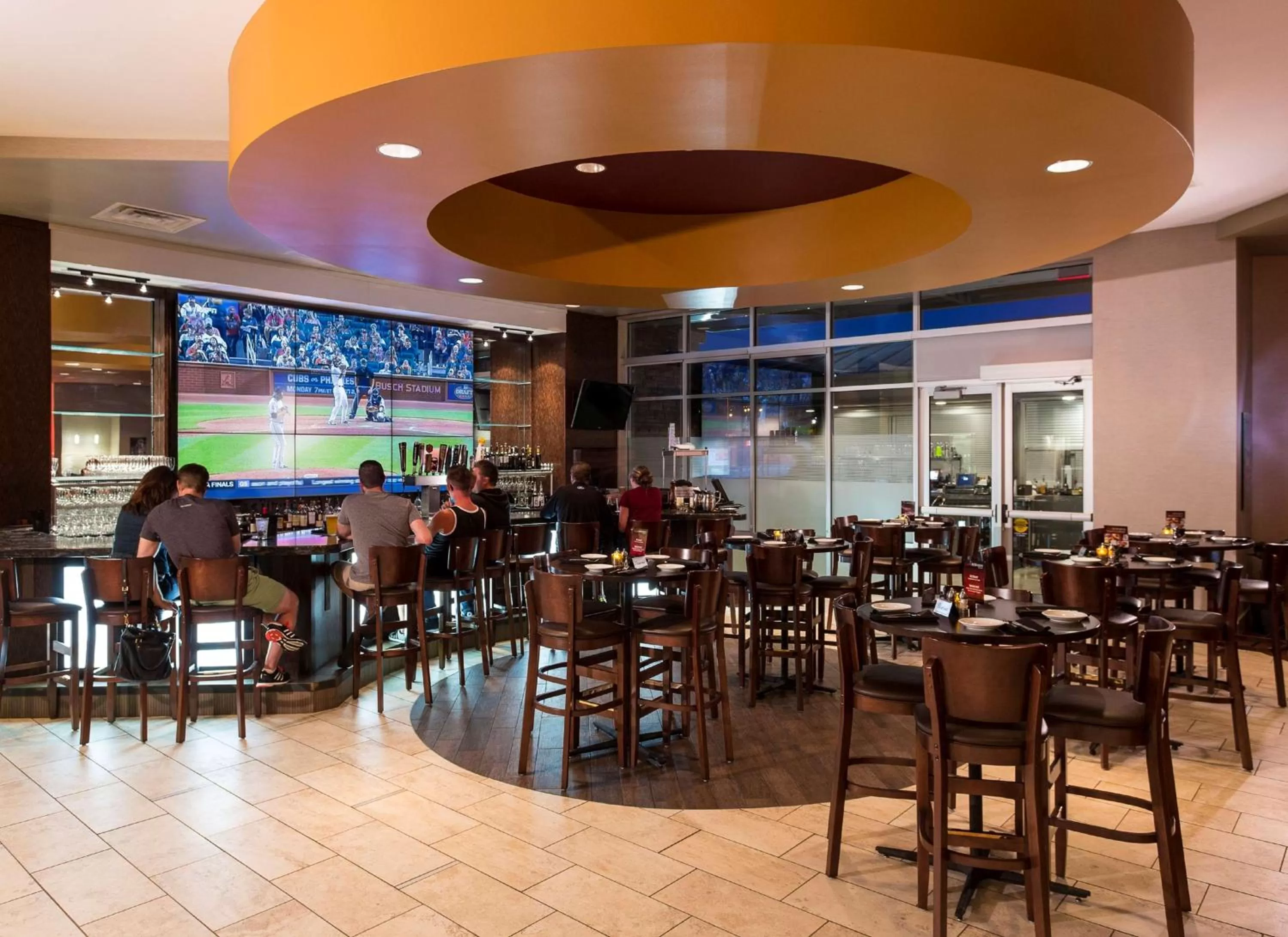 Restaurant/places to eat in Hilton Garden Inn Sioux Falls Downtown