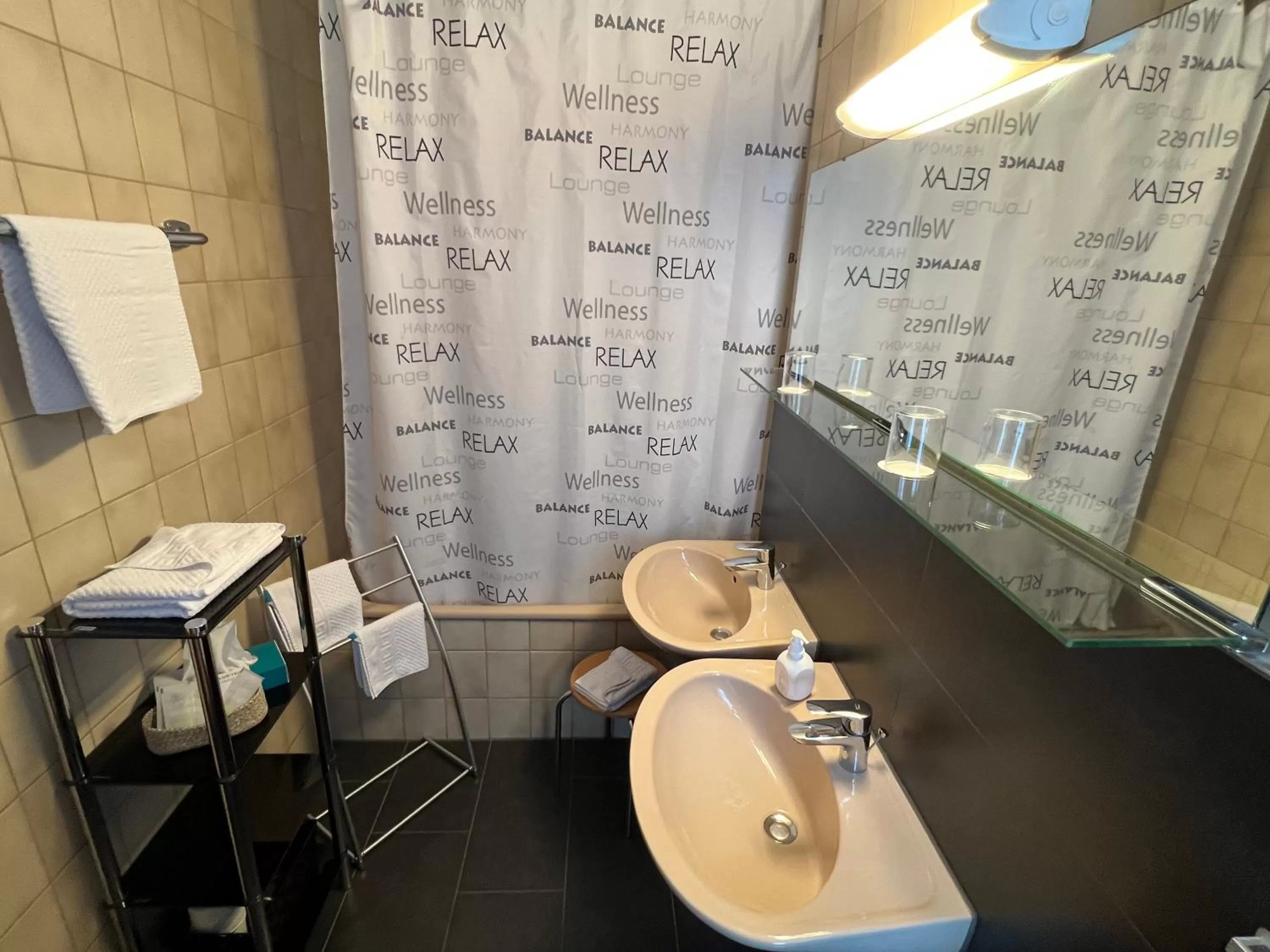 Bathroom in Stadthotel