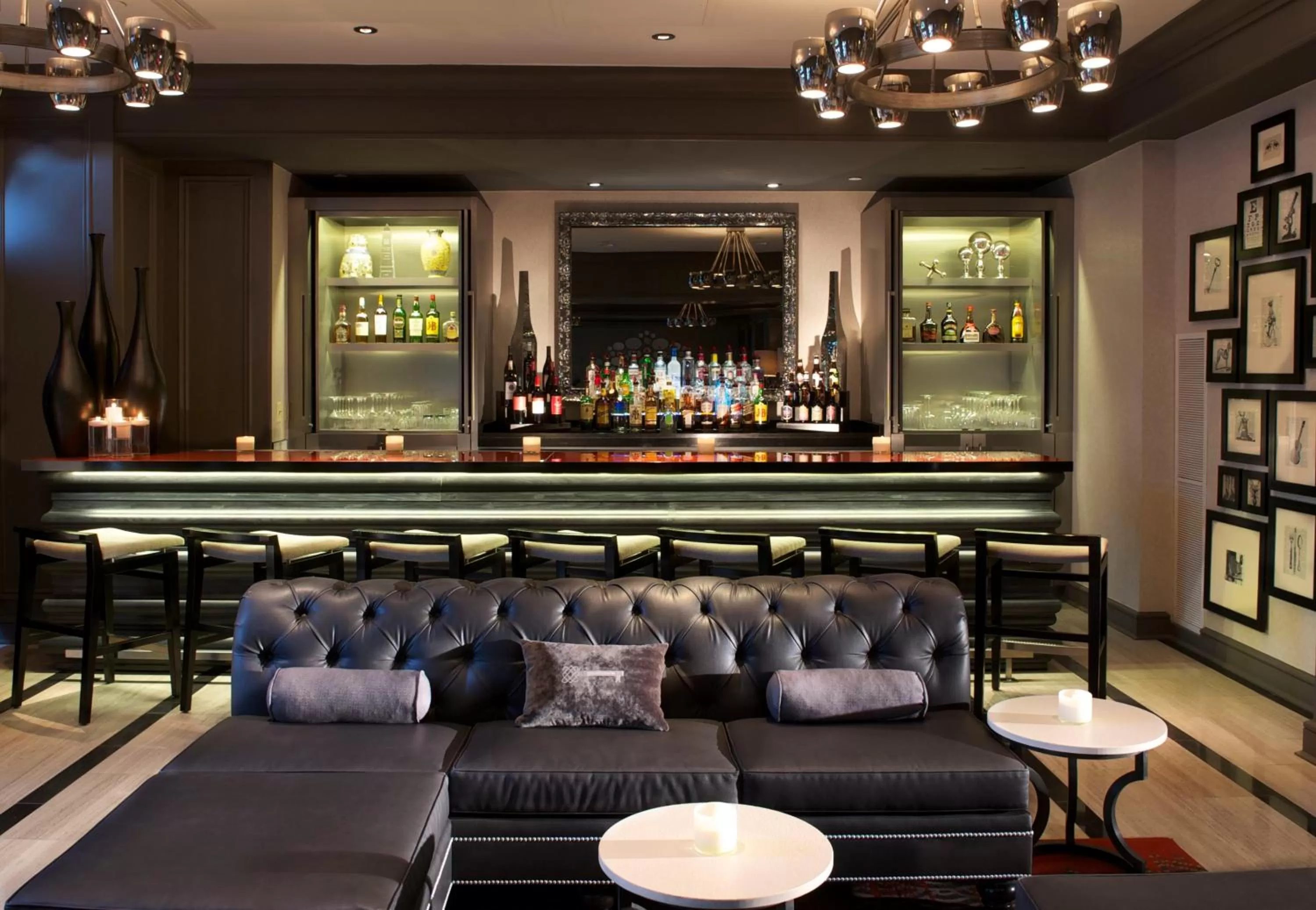 Lounge or bar in Melrose Georgetown Hotel