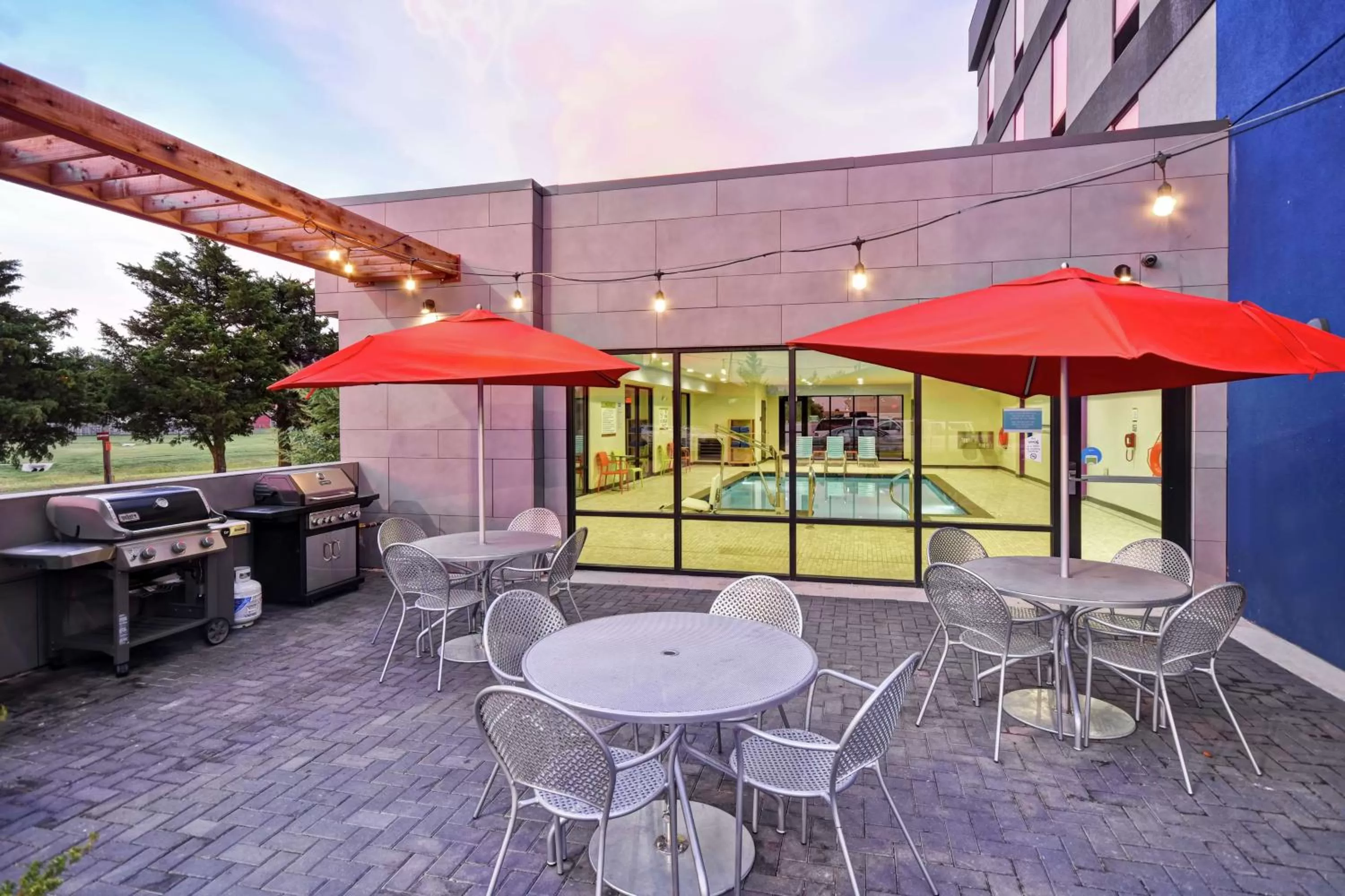 Pool view in Home2 Suites By Hilton El Reno