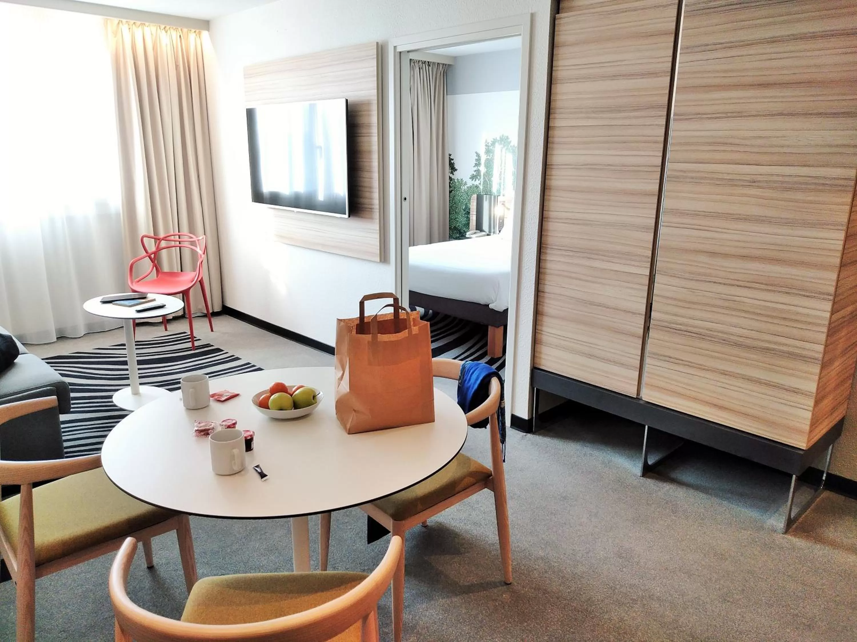 Living room, Bed in Novotel Suites Montpellier Antigone