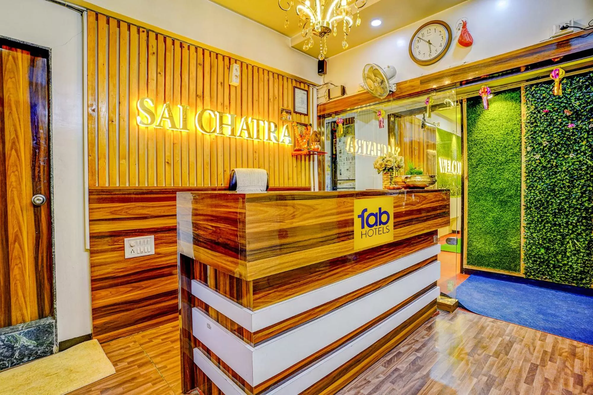 Lobby or reception in FabHotel Sai Chatra