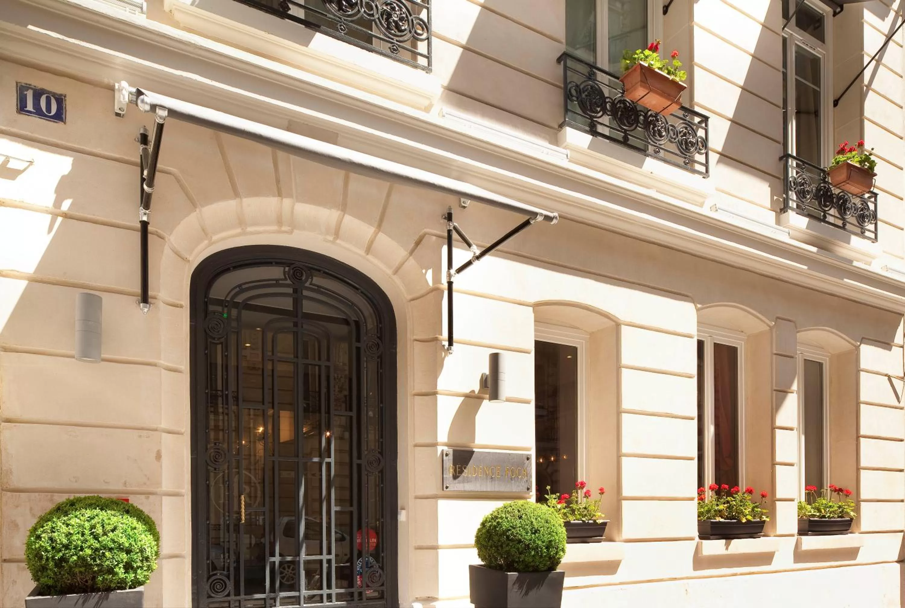 Facade/entrance in Hotel Residence Foch