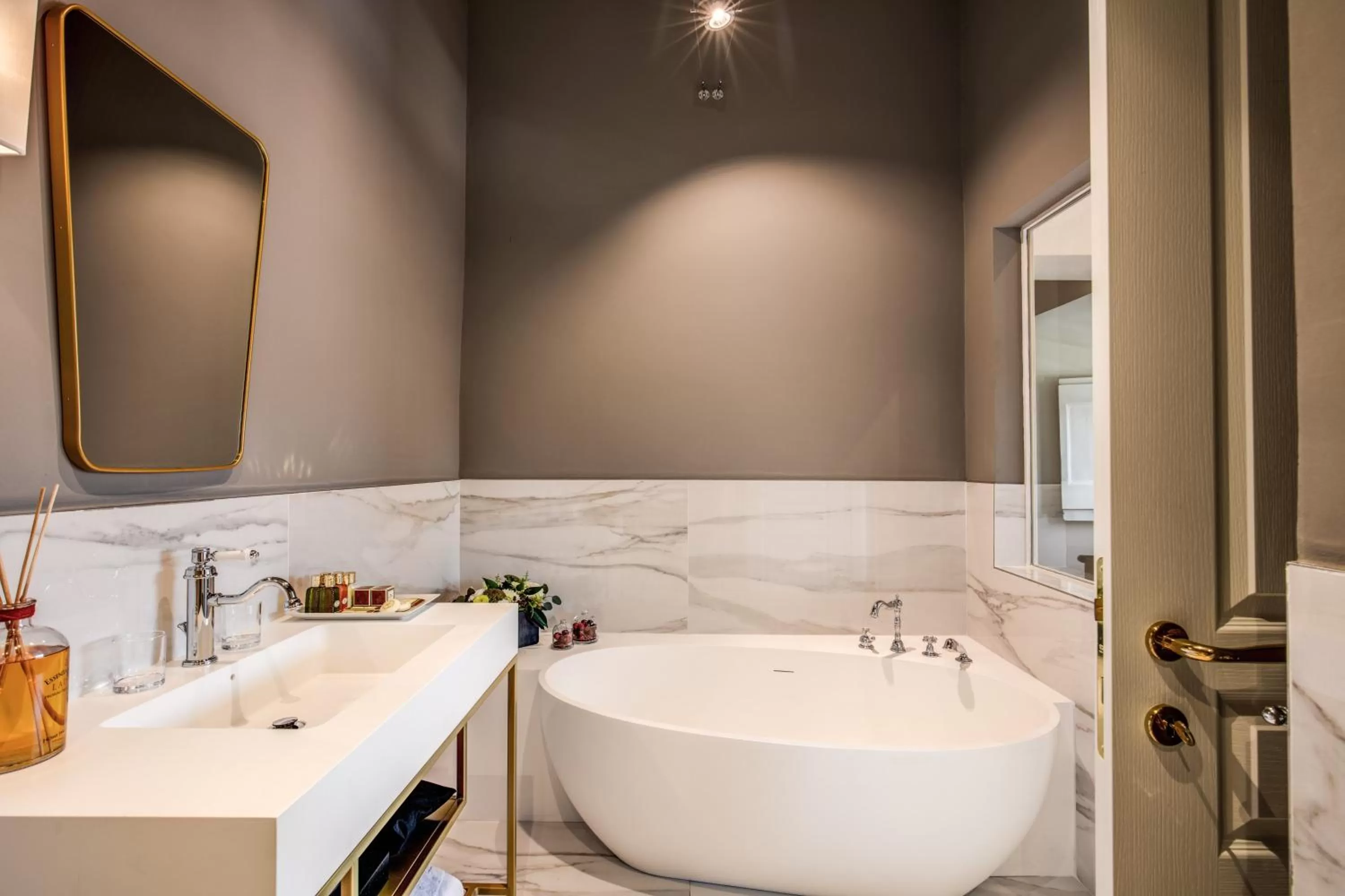 Bathroom in Eitch Borromini Palazzo Pamphilj