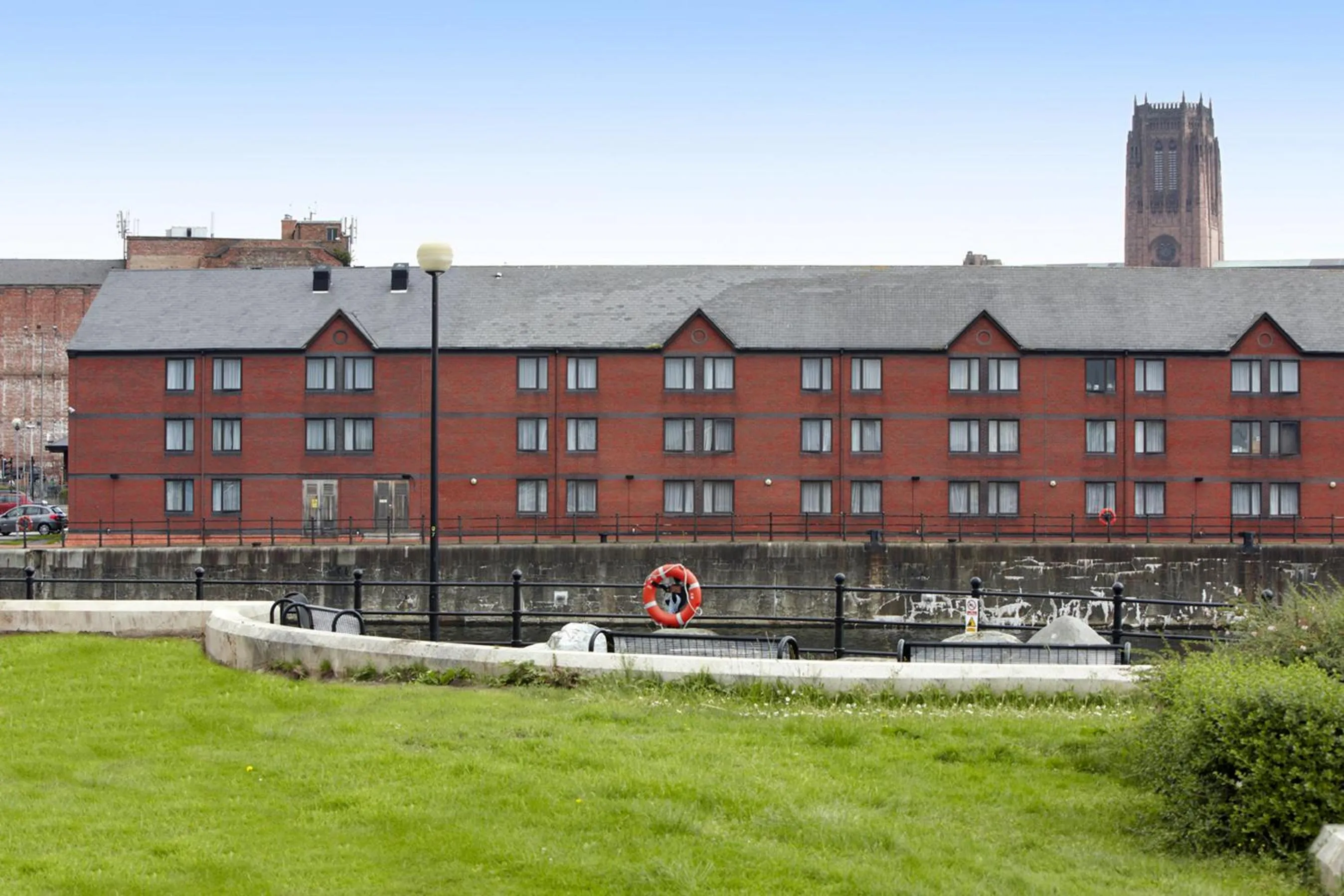 Facade/entrance in Campanile Liverpool