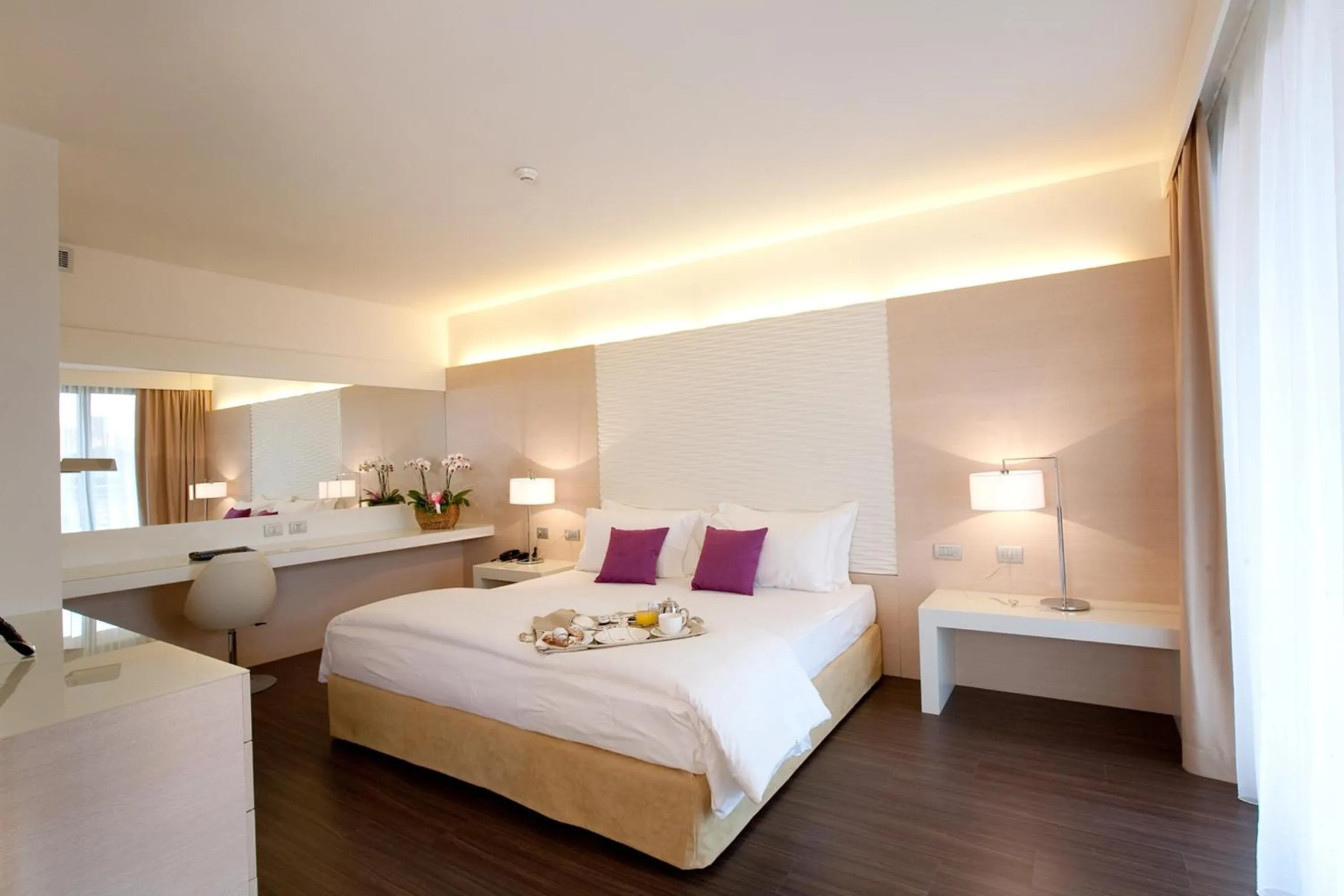 Bed in Laguna Palace Hotel Grado