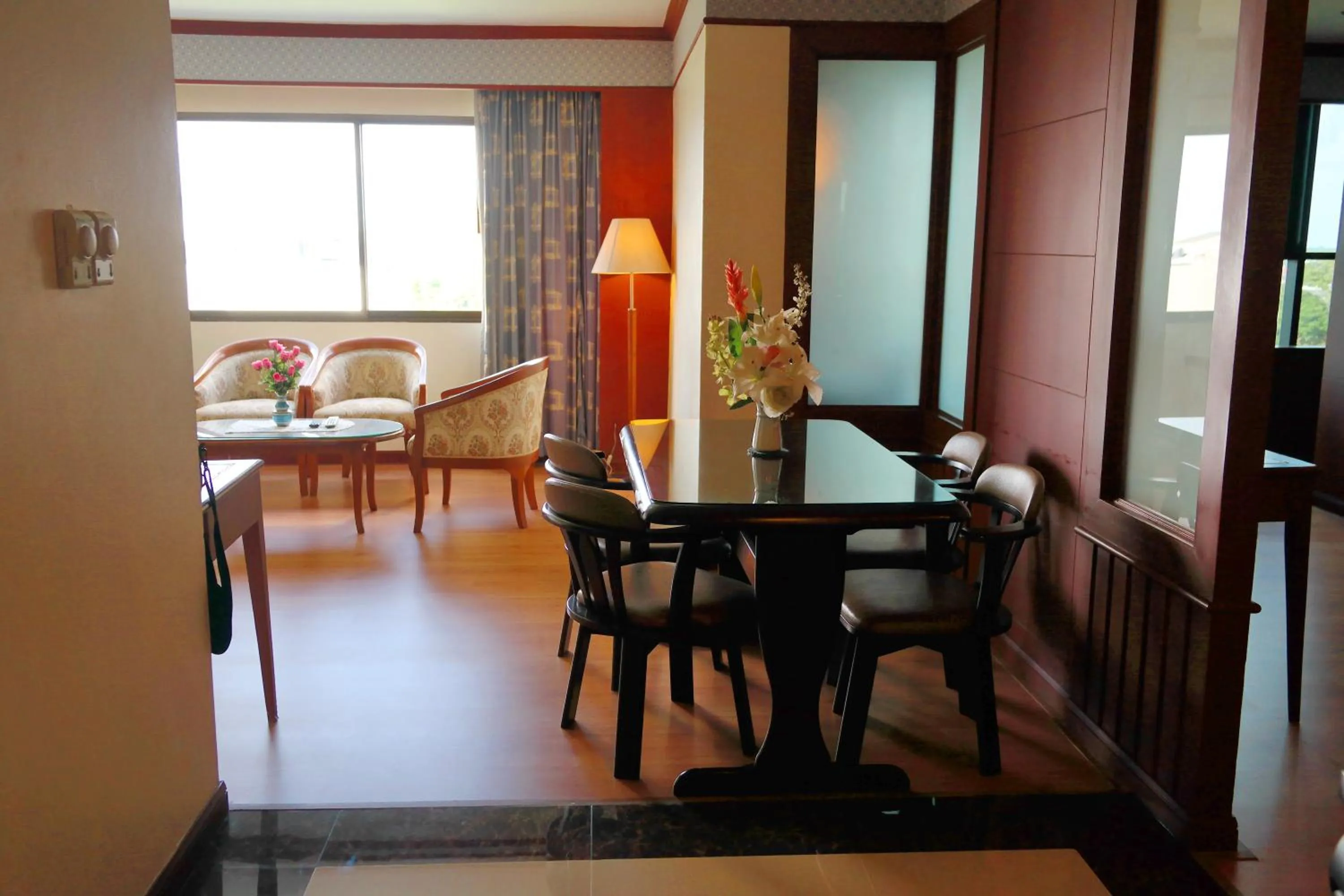 Seating area in Grand Park Hotel