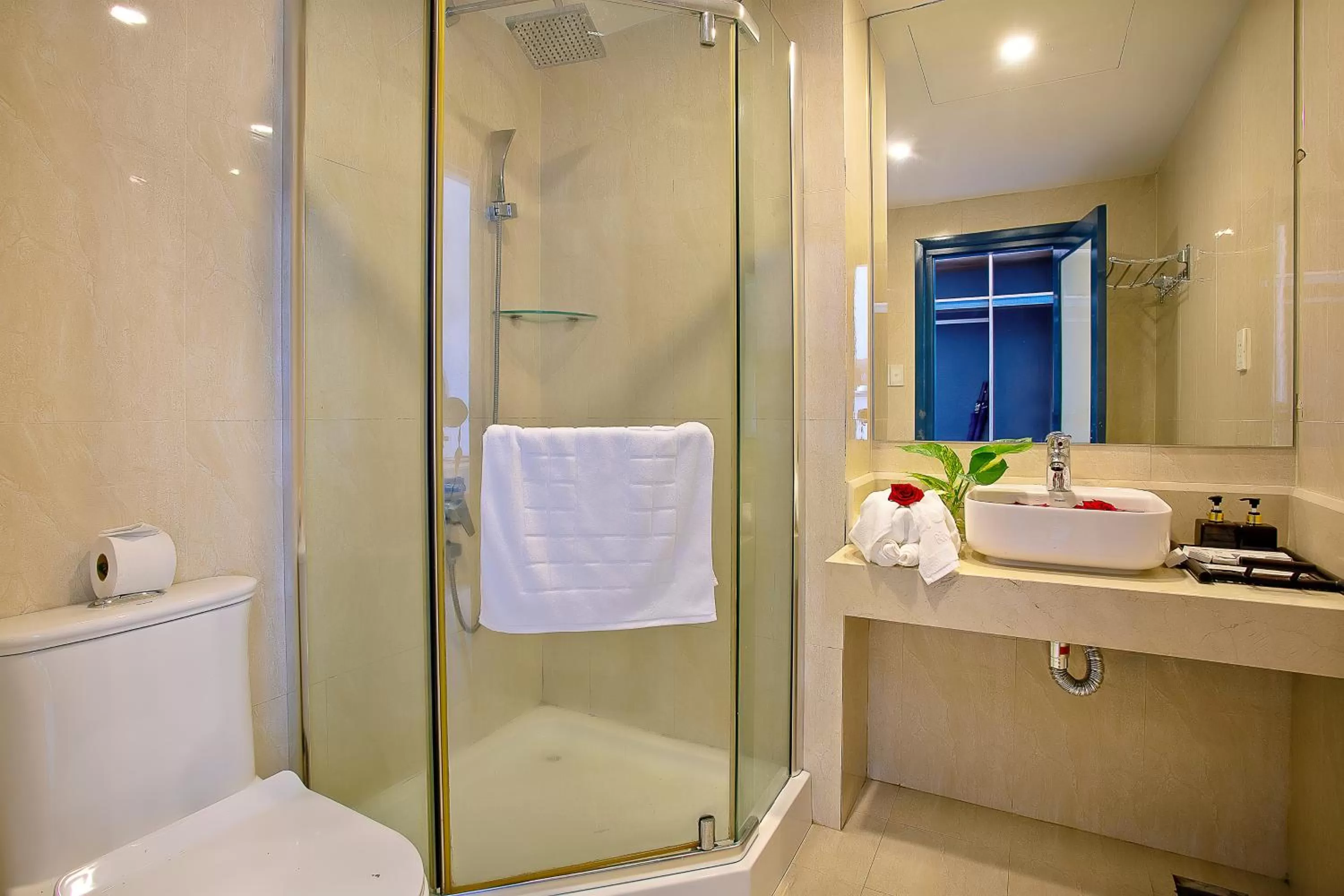 Shower in Hoi An Aurora Riverside Hotel and Spa