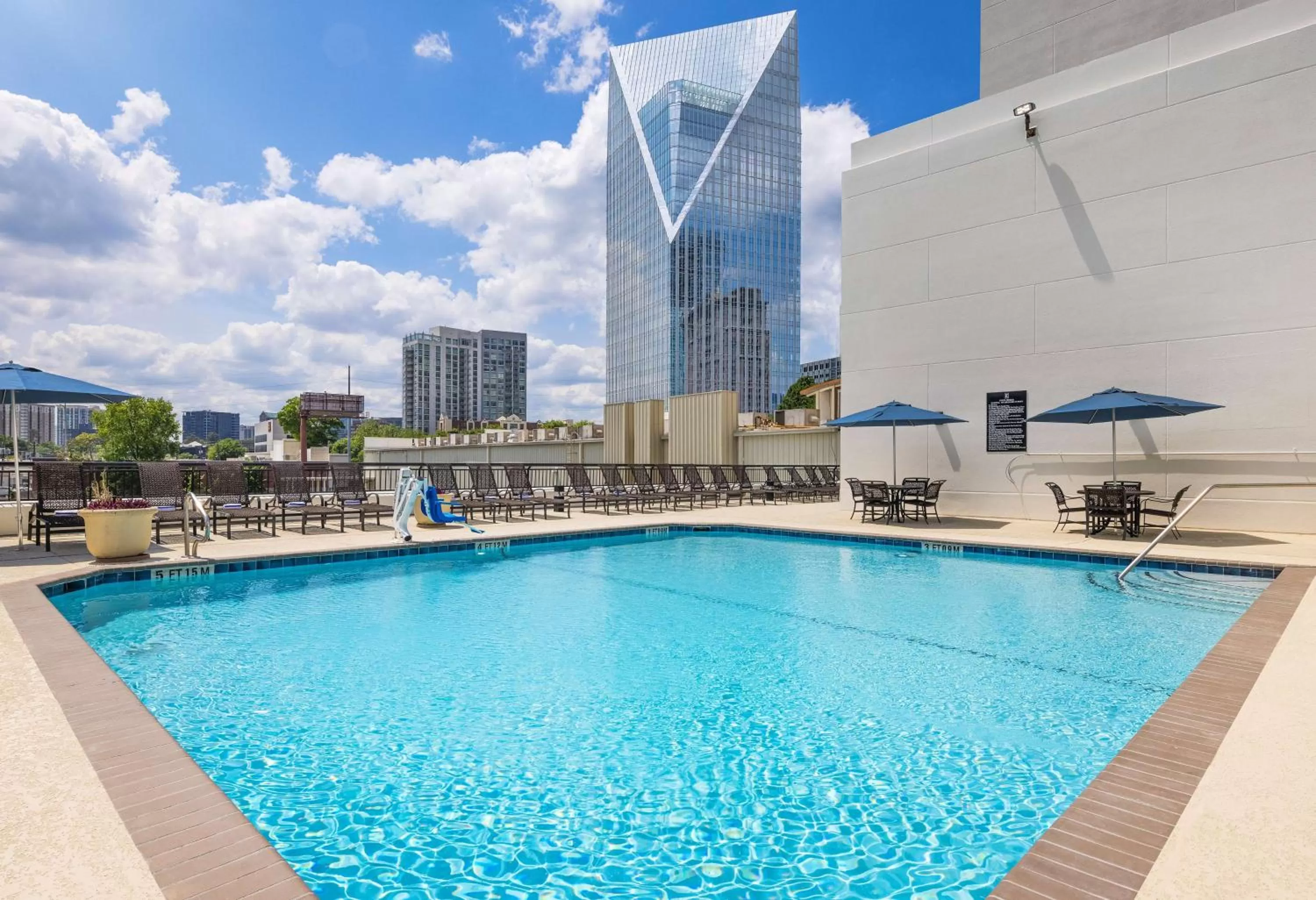 Swimming pool in Embassy Suites by Hilton Atlanta Buckhead