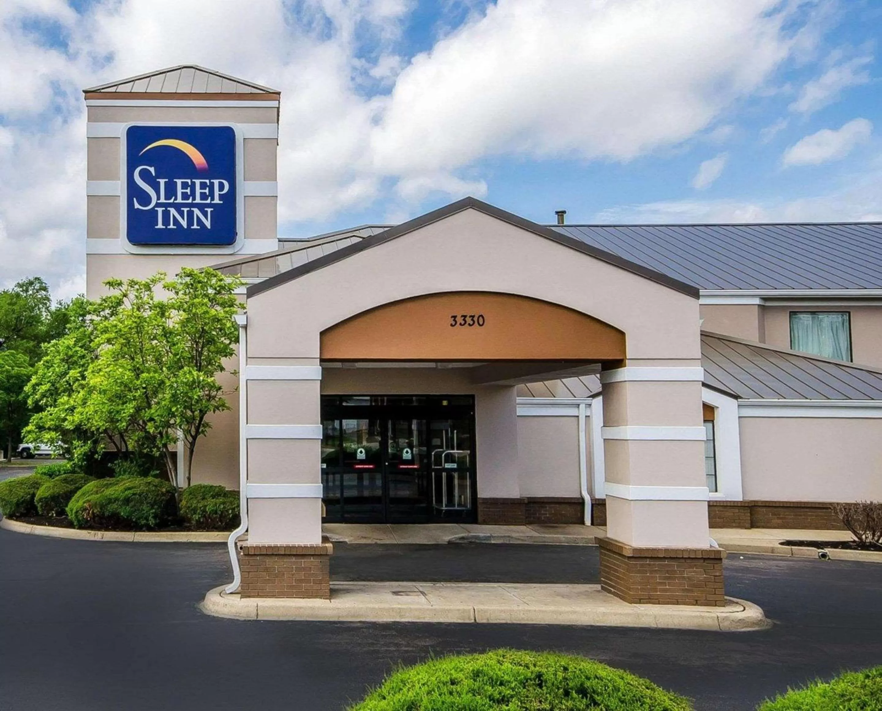 Property building in Sleep Inn Louisville Airport & Expo