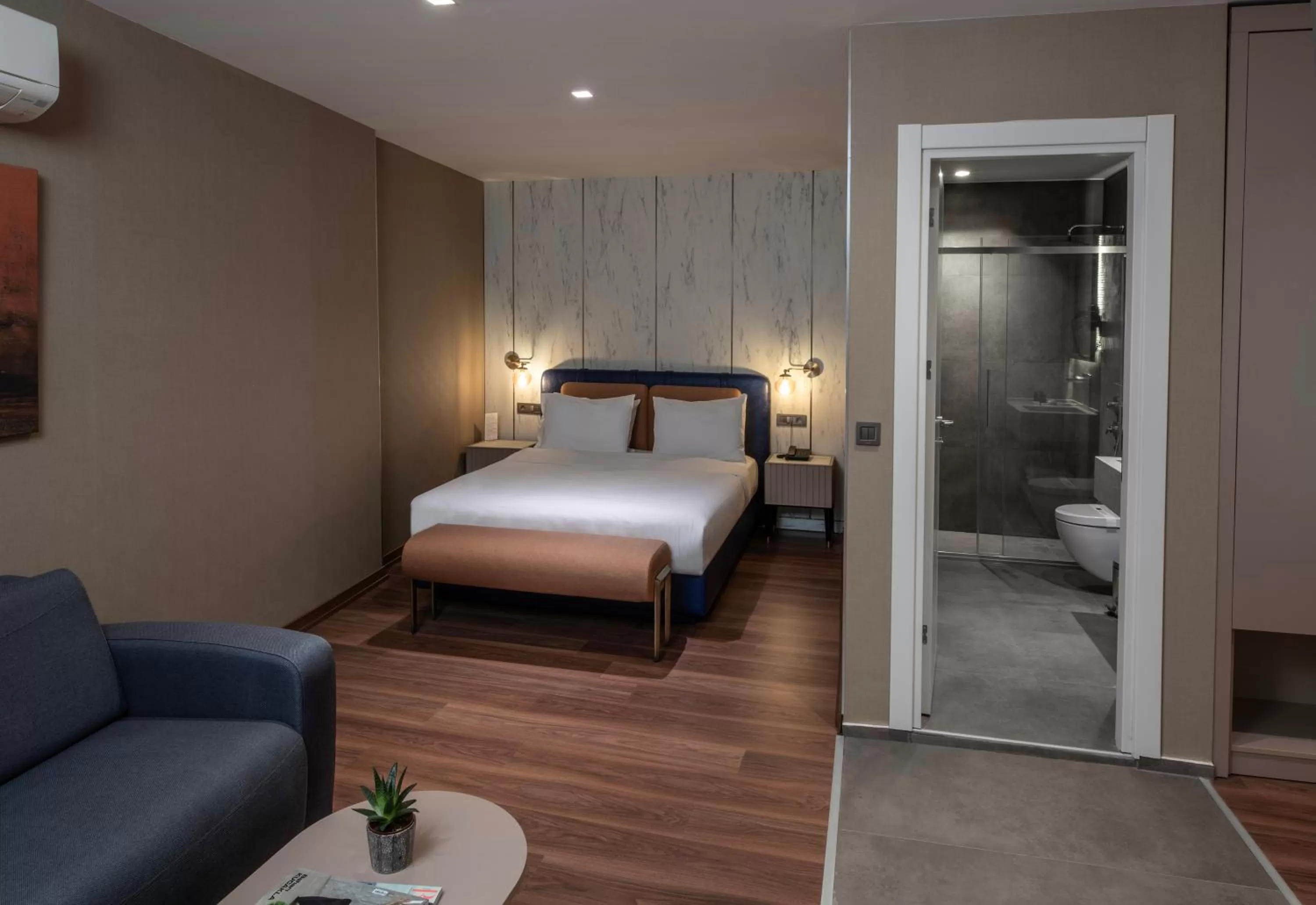 Bed in Hotel Bosfora