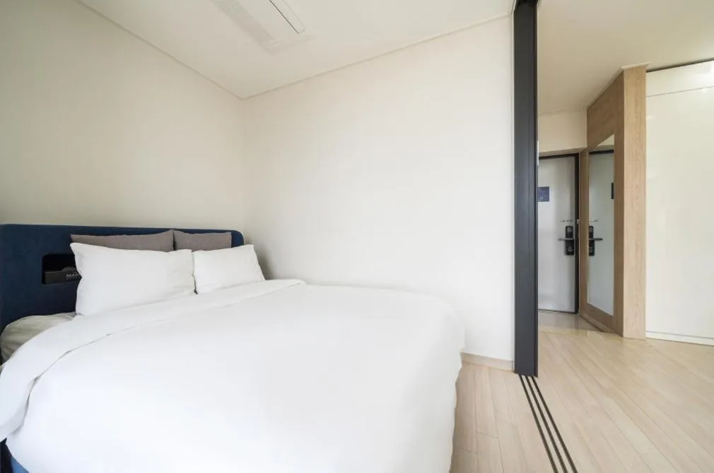 Bed in The Mark Sokcho Residence hotel