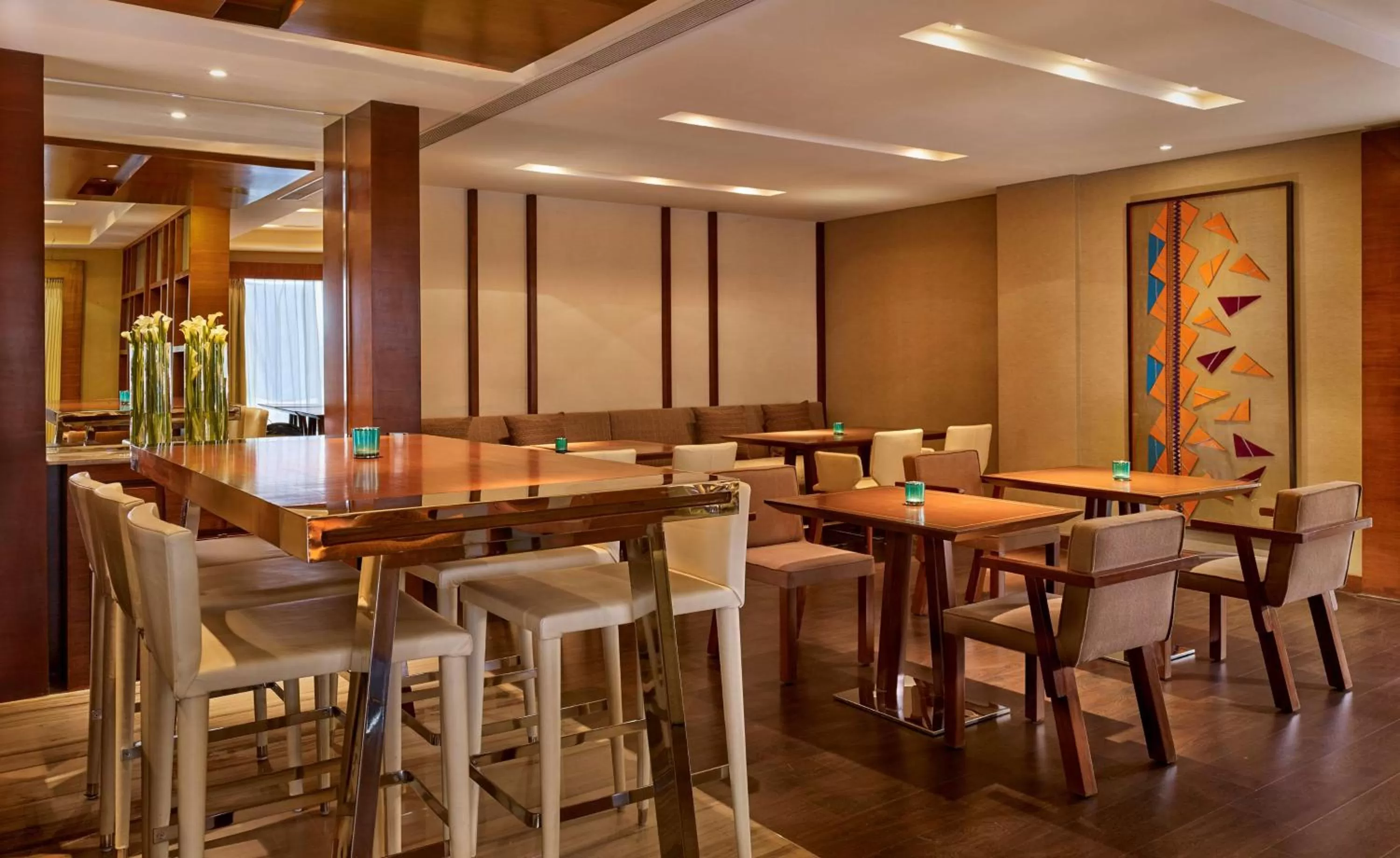 Lounge or bar in Hyatt Regency Chandigarh
