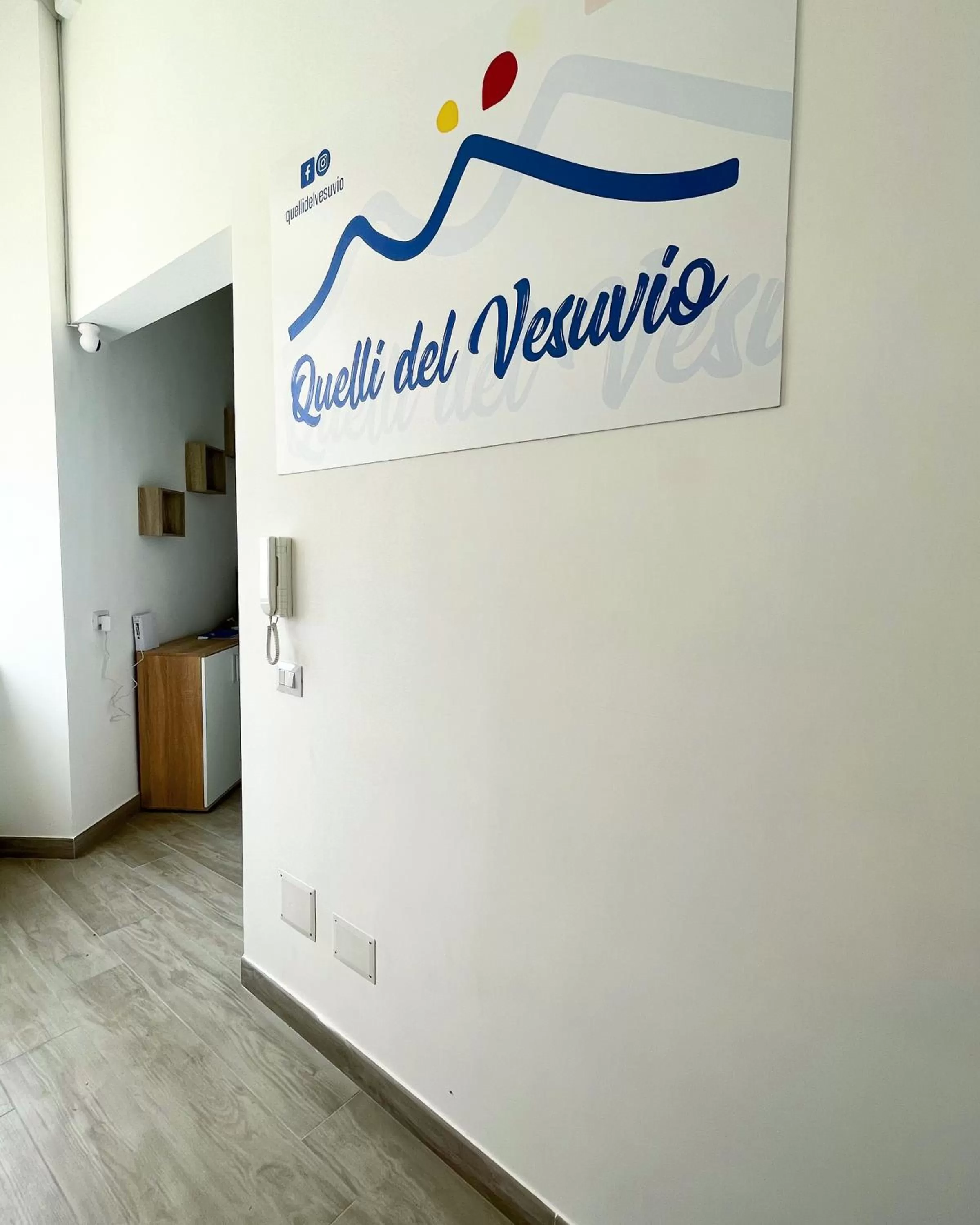 Property logo or sign in Quelli del vesuvio