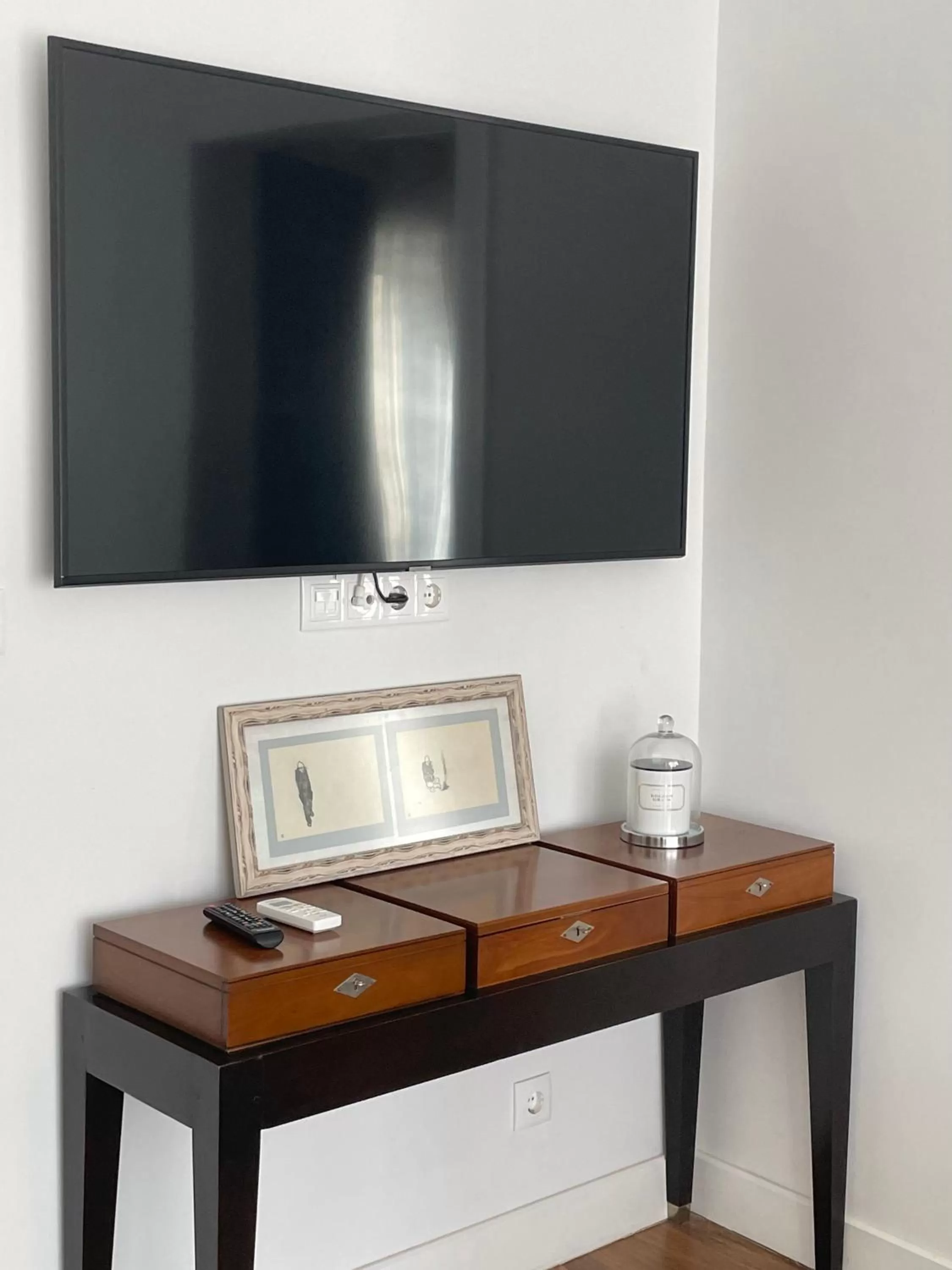 TV/Entertainment Center in Palacete Encanto Maior