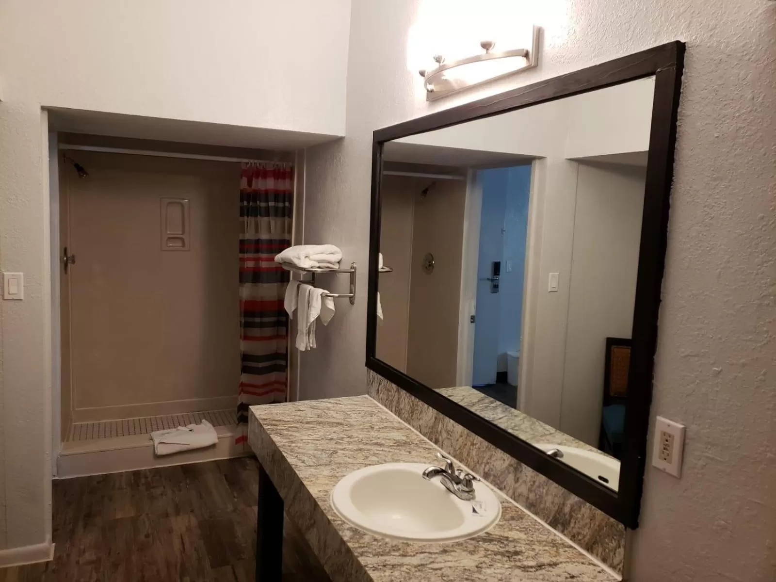 Bathroom in Tarpon Inn