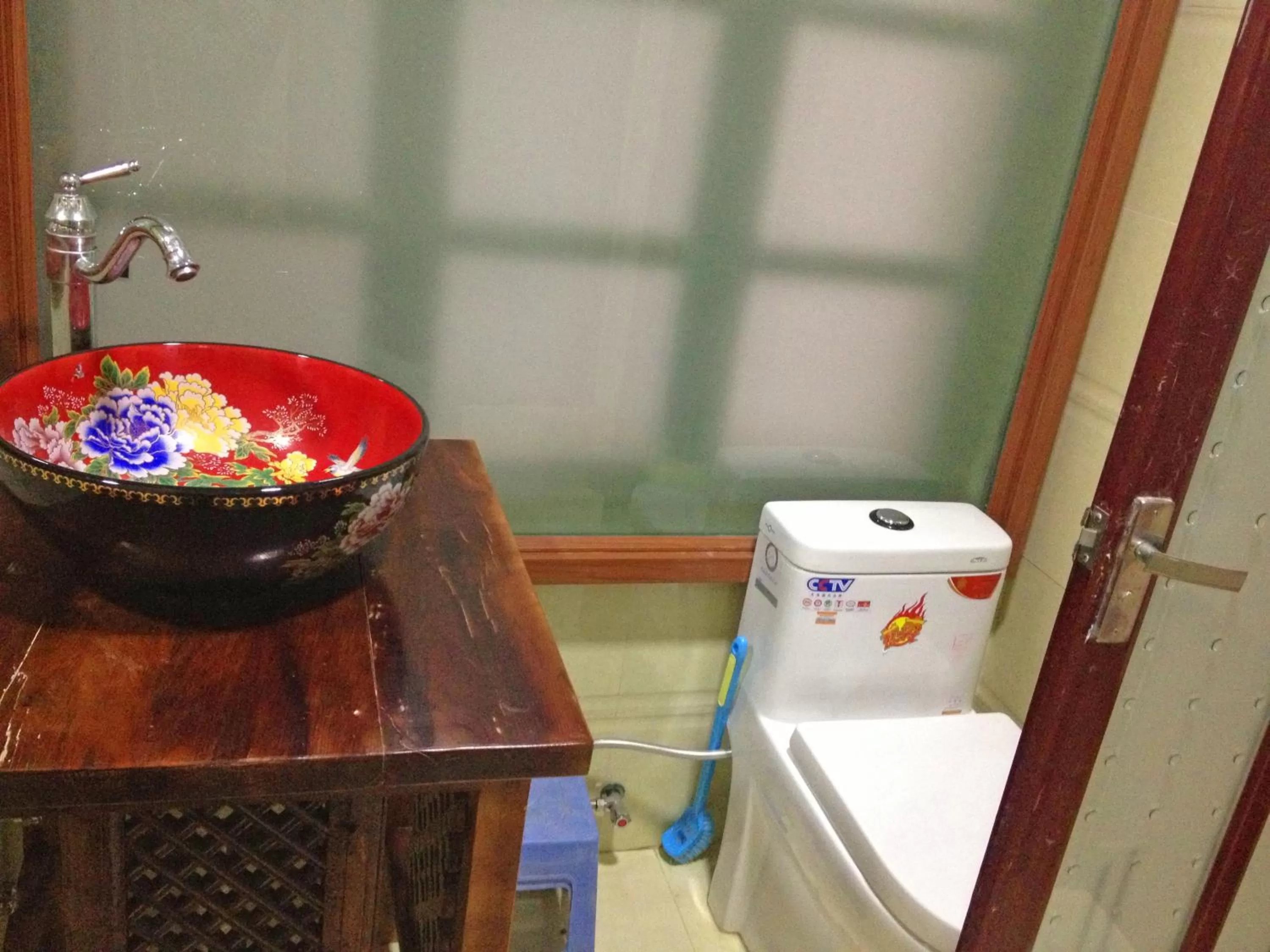 Bathroom in The Lily Pad Inn