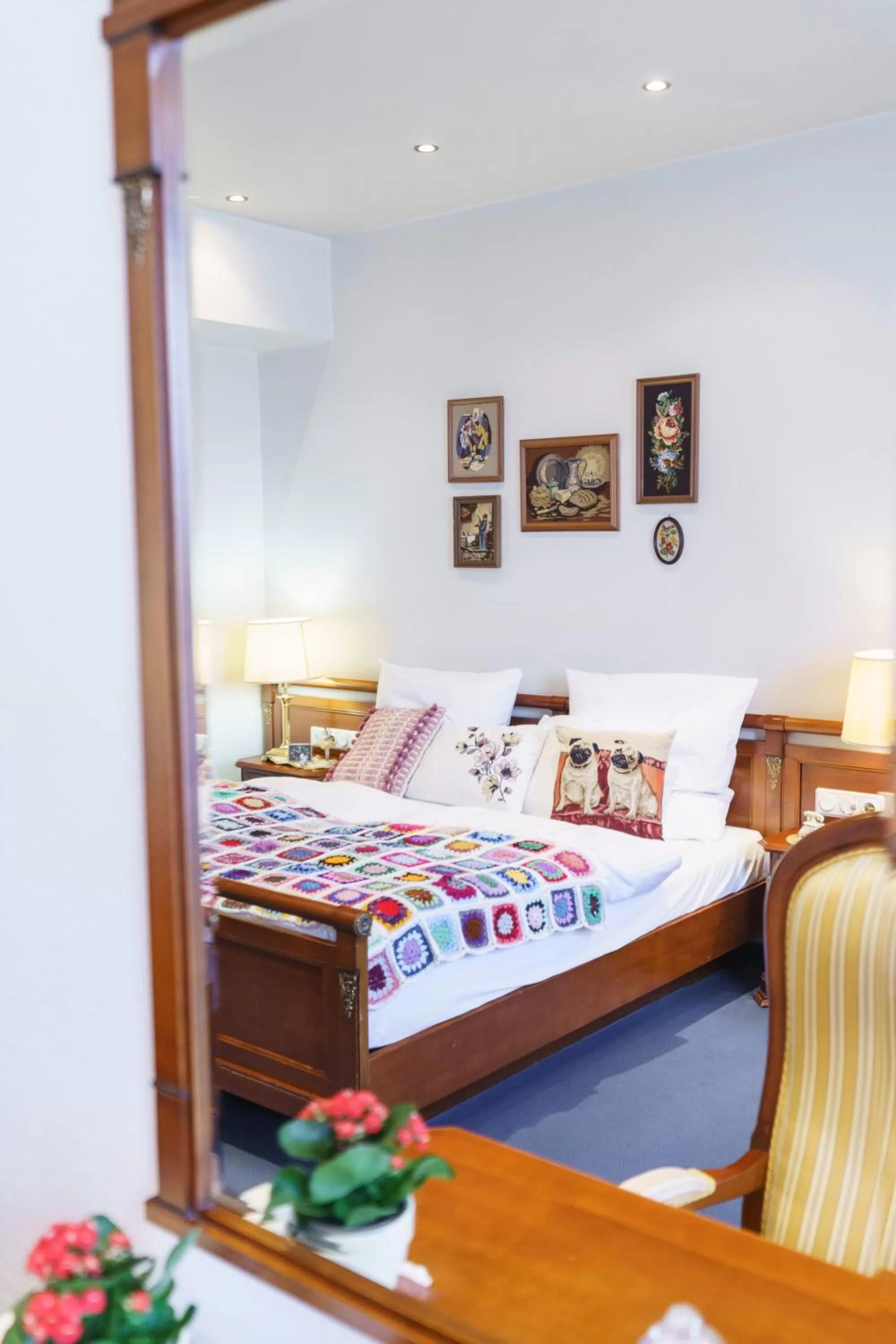 Decorative detail, Bed in Tante ALMA's Hotel Lasthaus am Ring