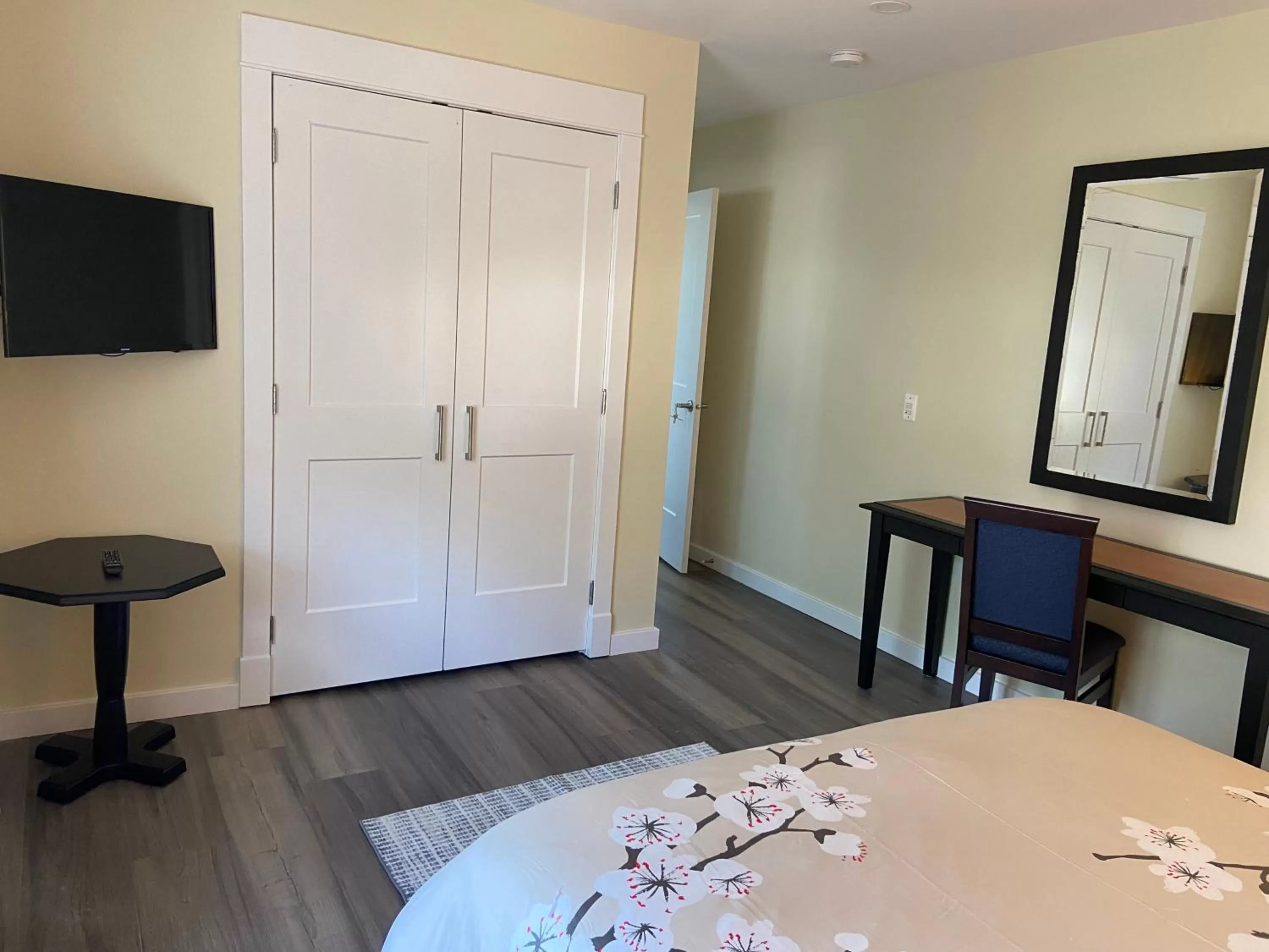 Bed in Windsor Guest House