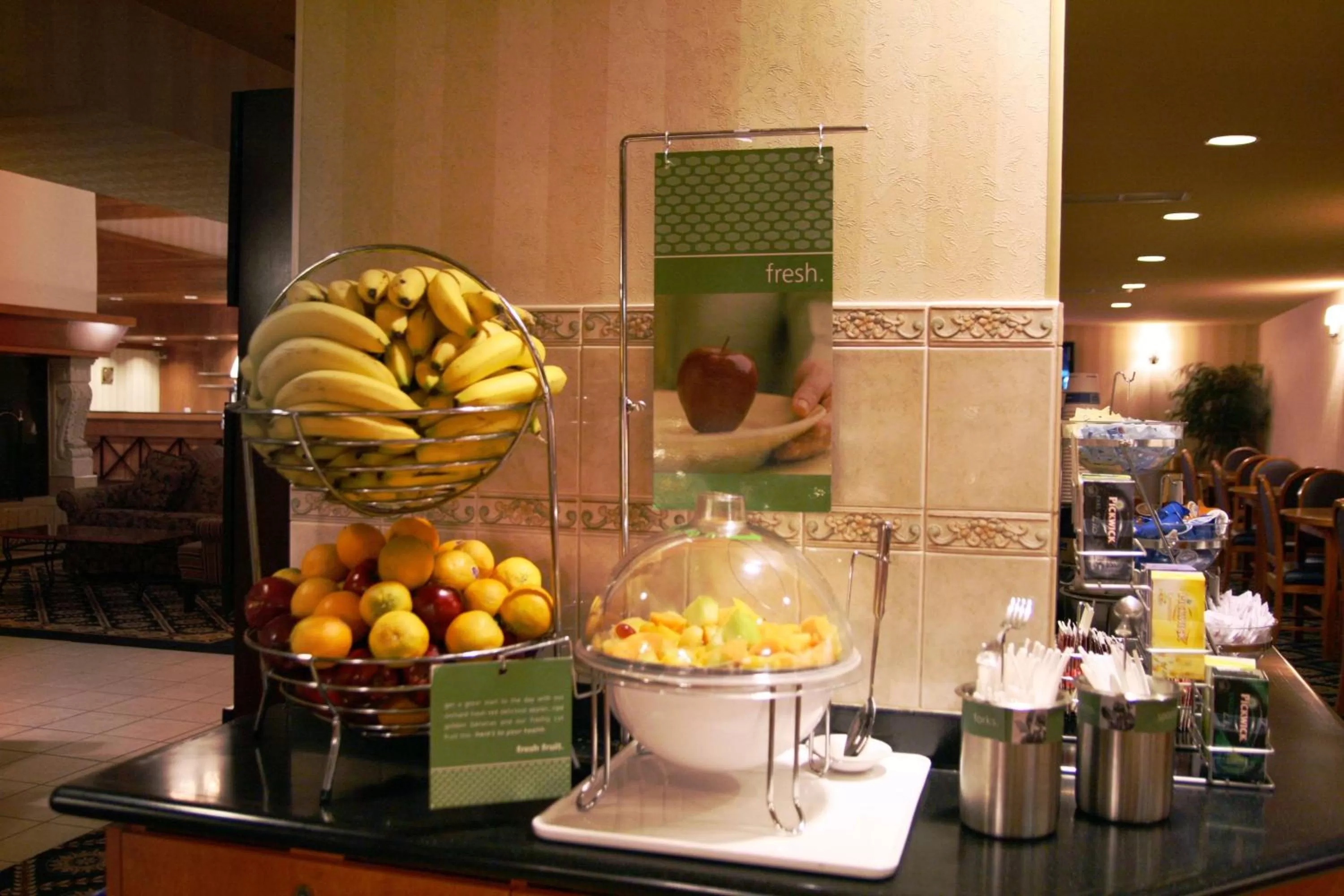 Dining area in Hampton Inn & Suites by Hilton Calgary University NW