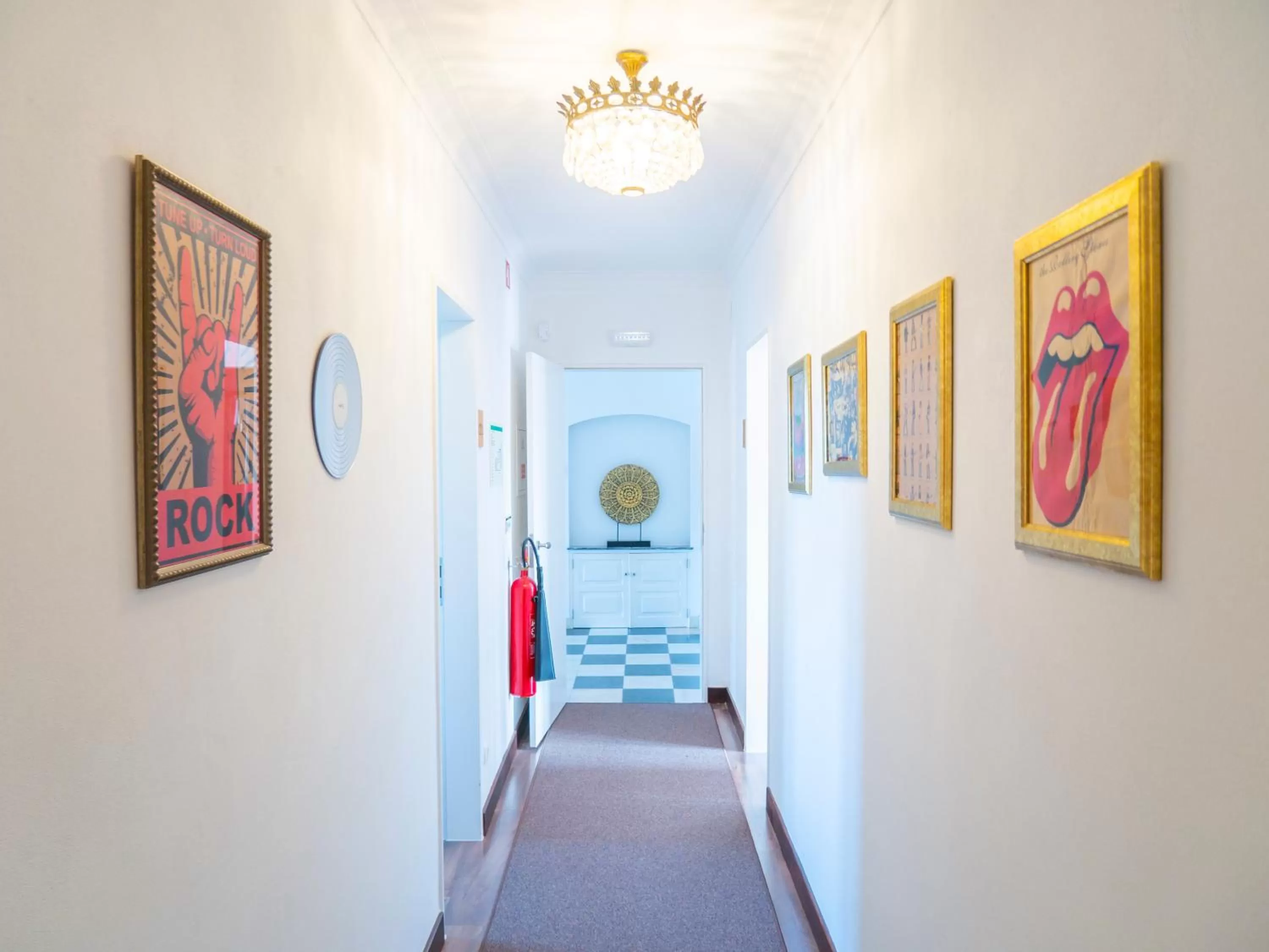 Floor plan in Azen Cool House