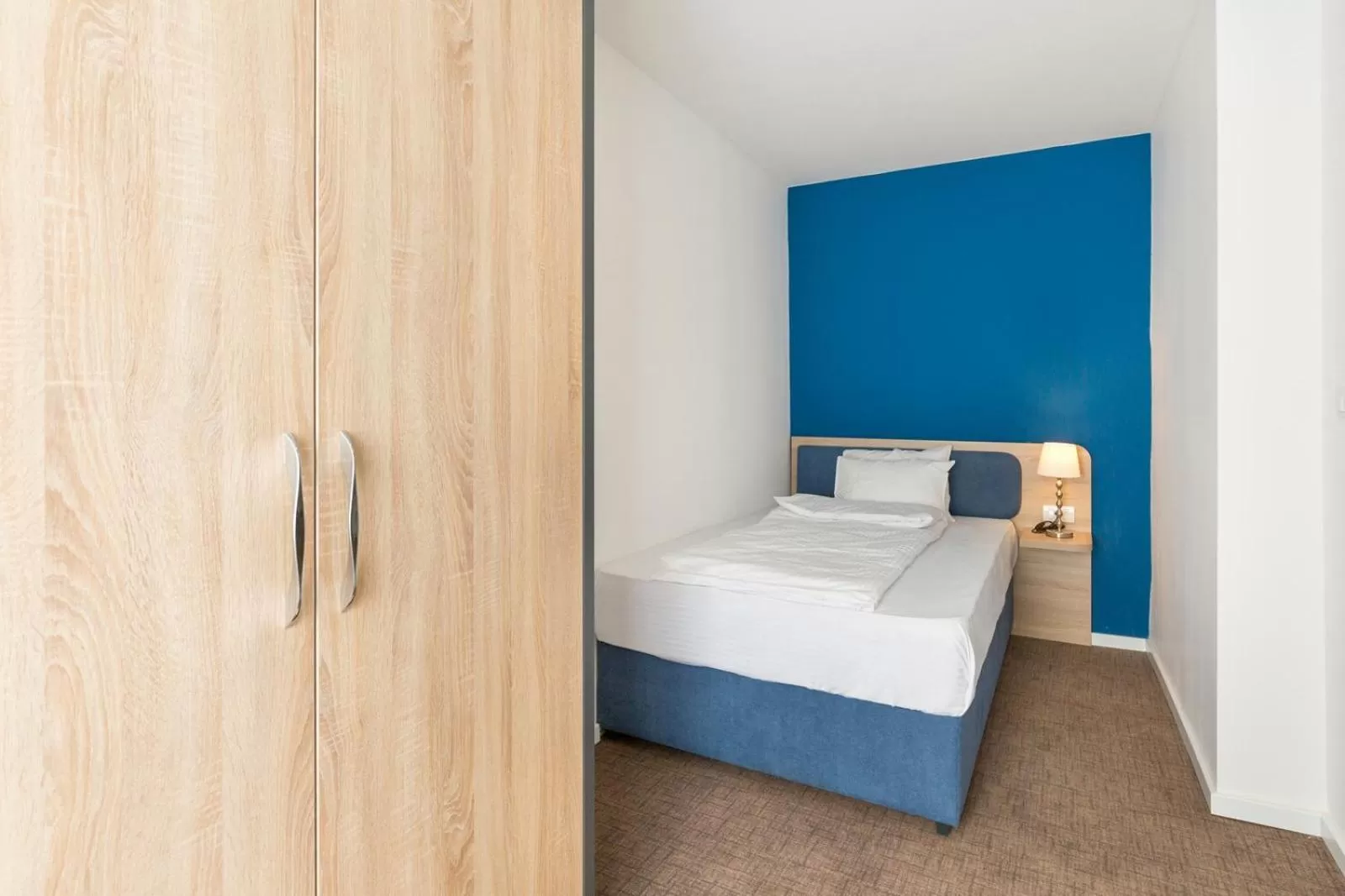 Bed in Premium Crown Suites