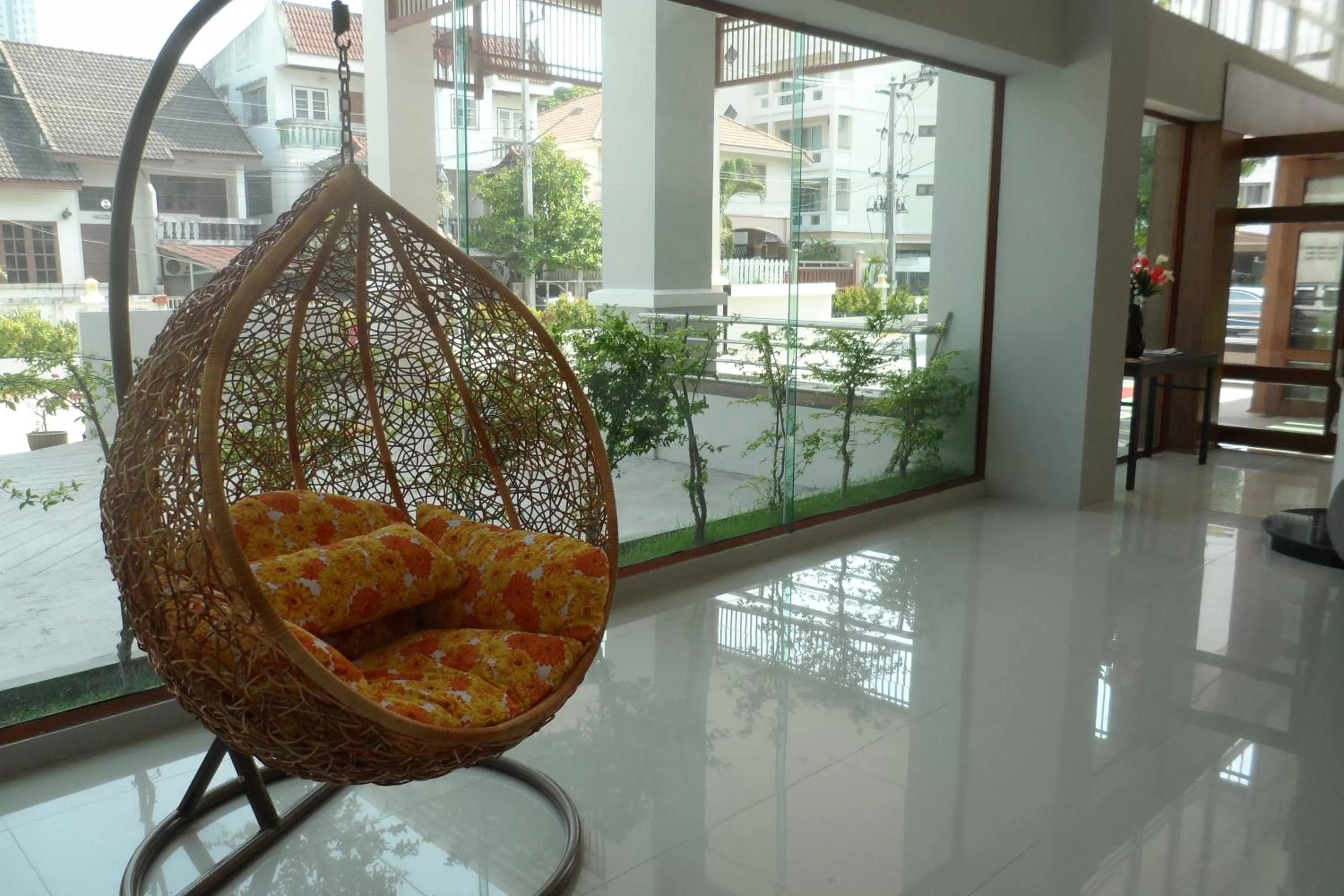 Lobby or reception in Pangviman Place Resotel SHA Plus