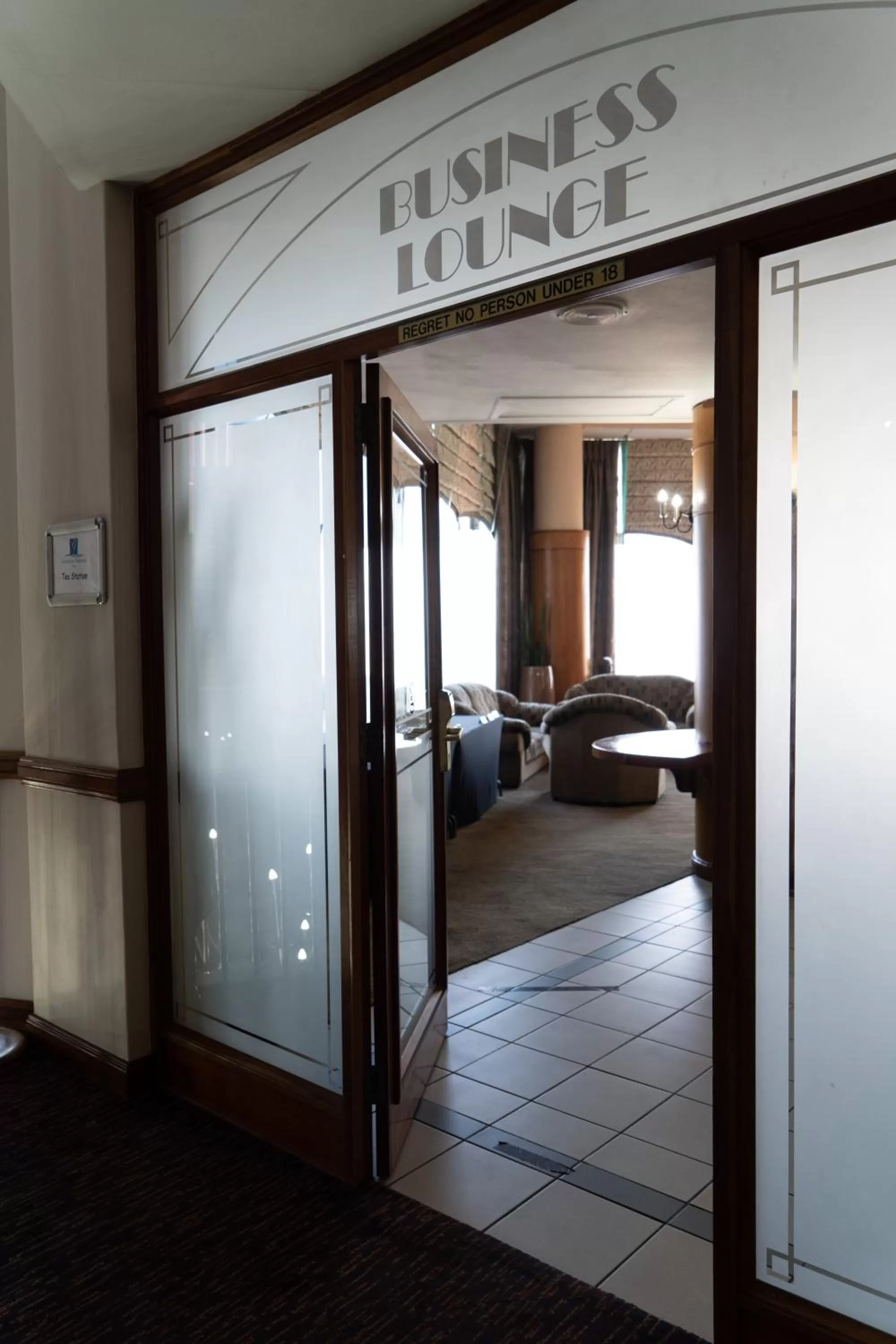 Business facilities, Bed in Gooderson Tropicana Hotel