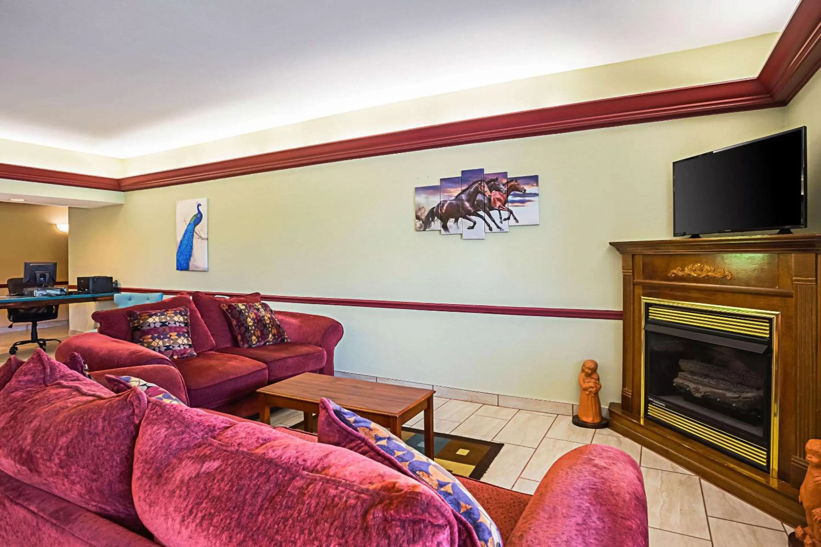 Lobby or reception in Econo Lodge Inn & Suites