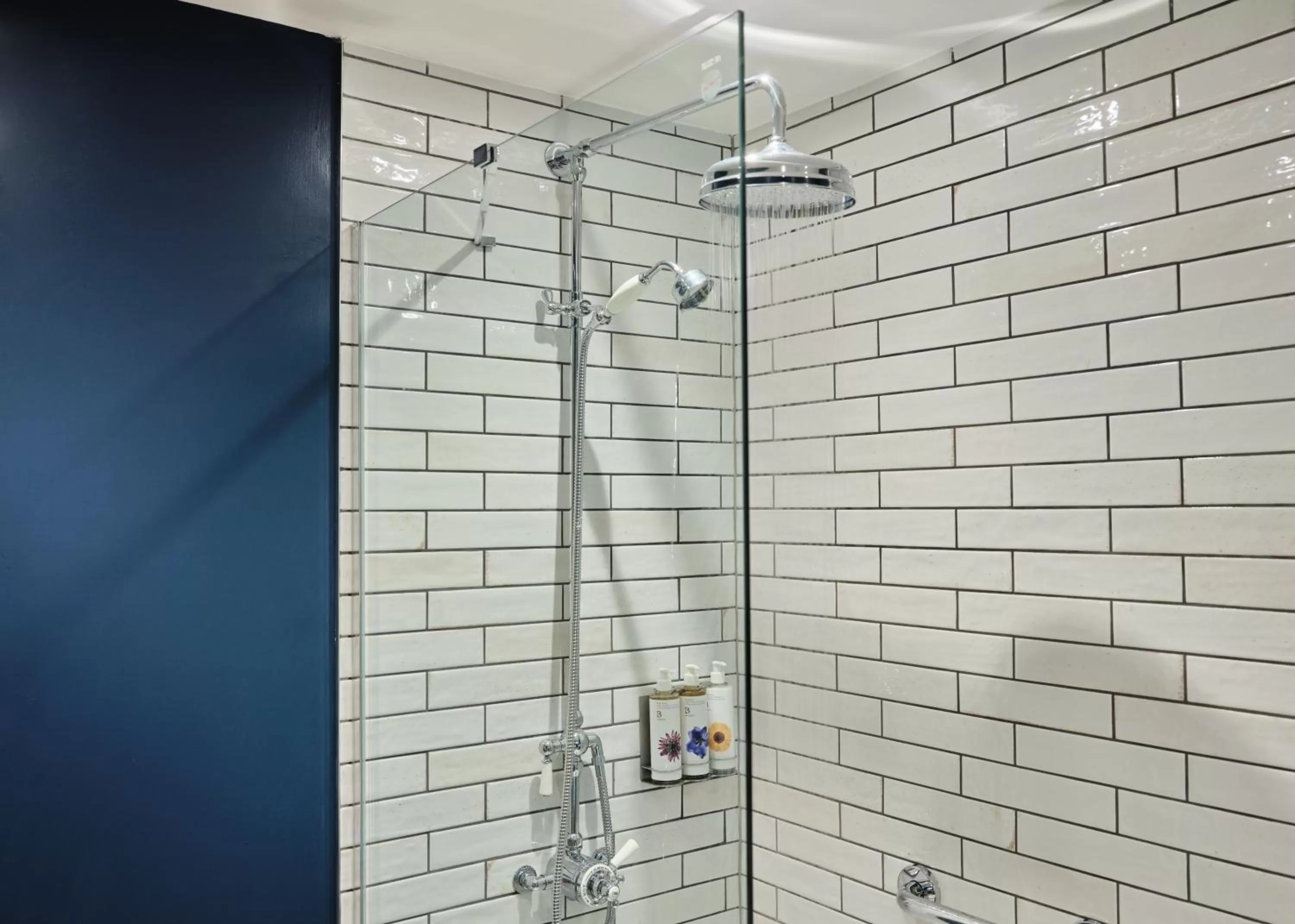 Bathroom in The Old Ferry Inn