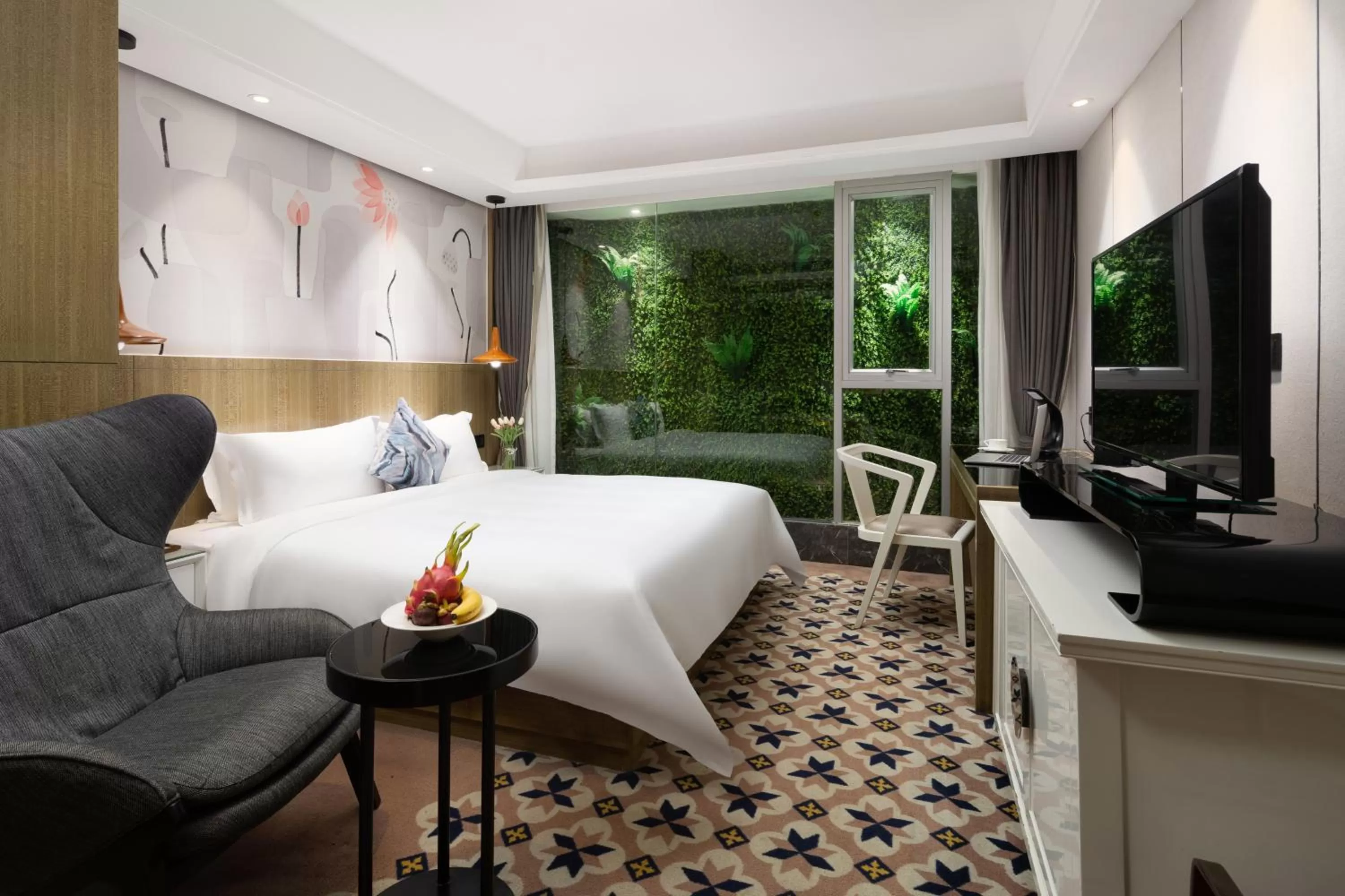 Bathroom, Bed in Paco Hotel Gangding Metro Guangzhou