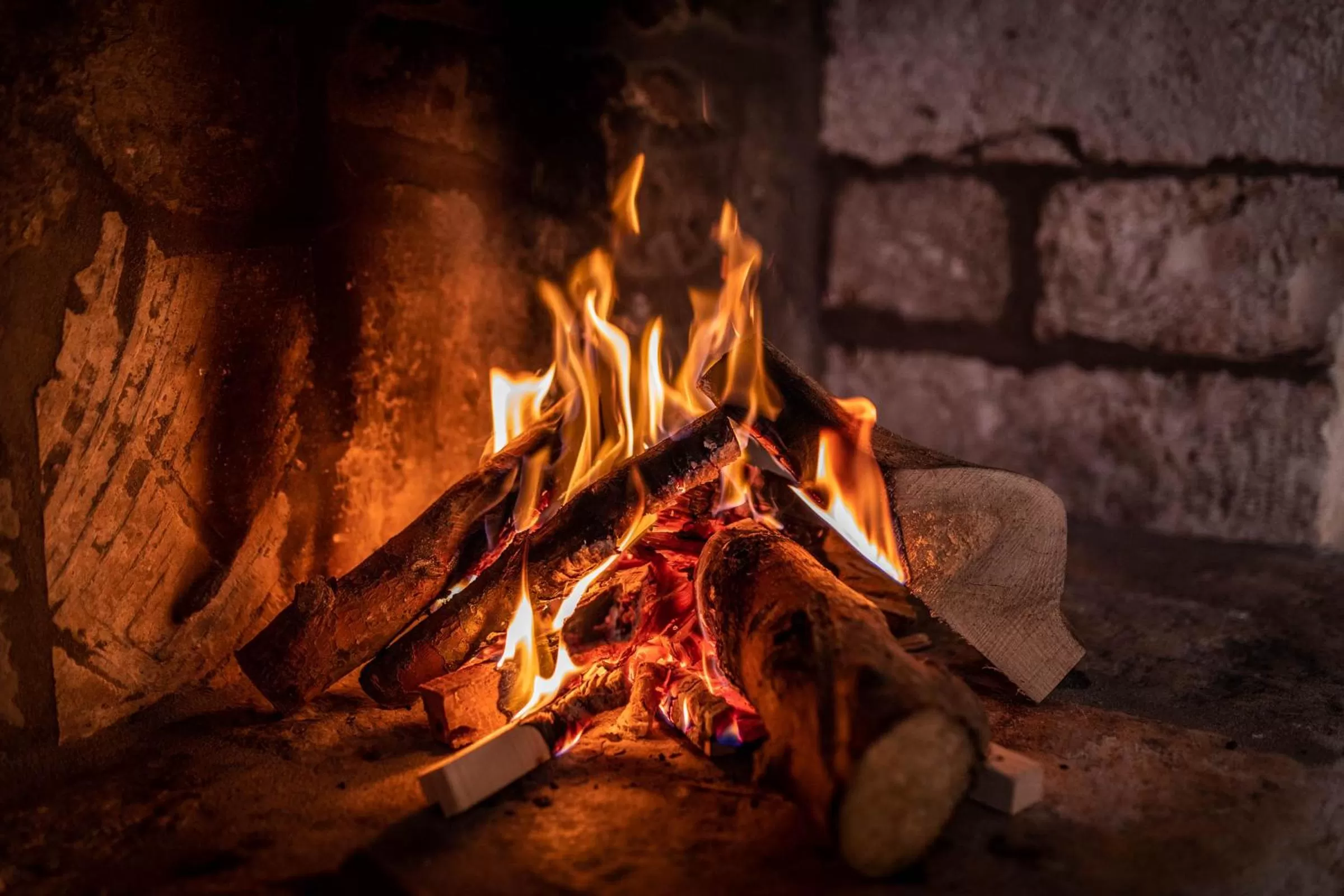 fireplace in Il Sogno delle Benedettine