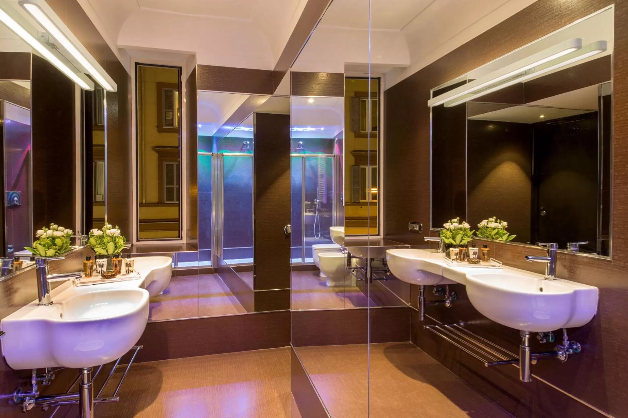 Bathroom in St. Peter Guest House