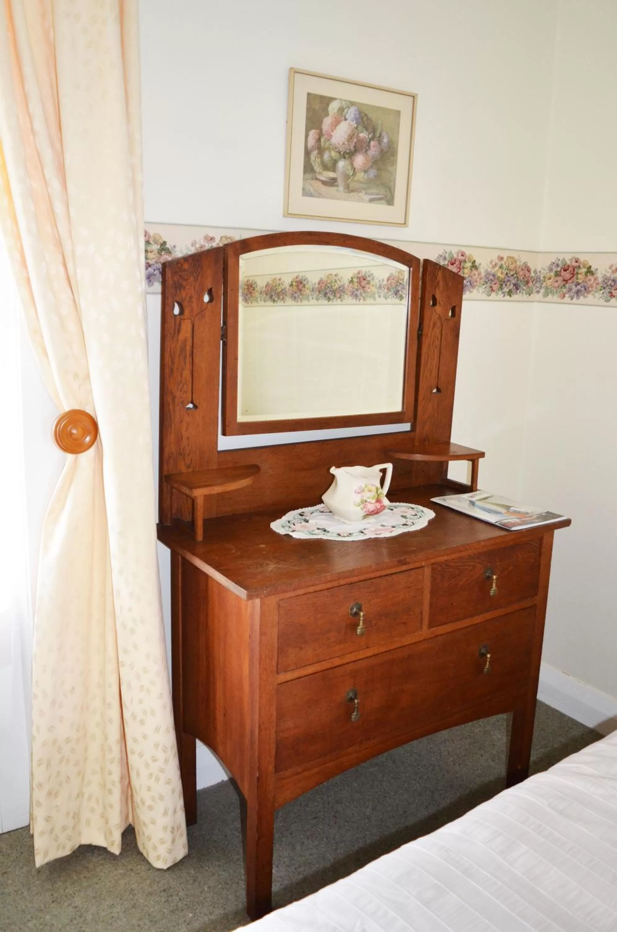 Bedroom, Bed in Braemar House B&B and YHA Hostel