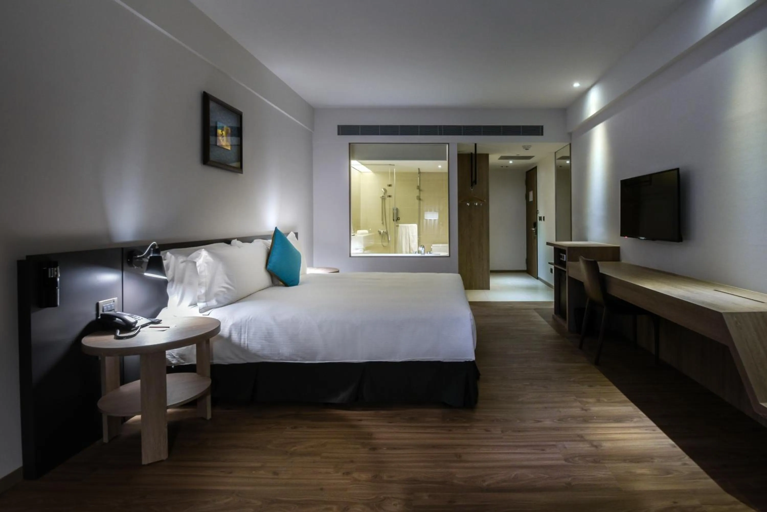 Photo of the whole room, Bed in Just Sleep Kaohsiung Station