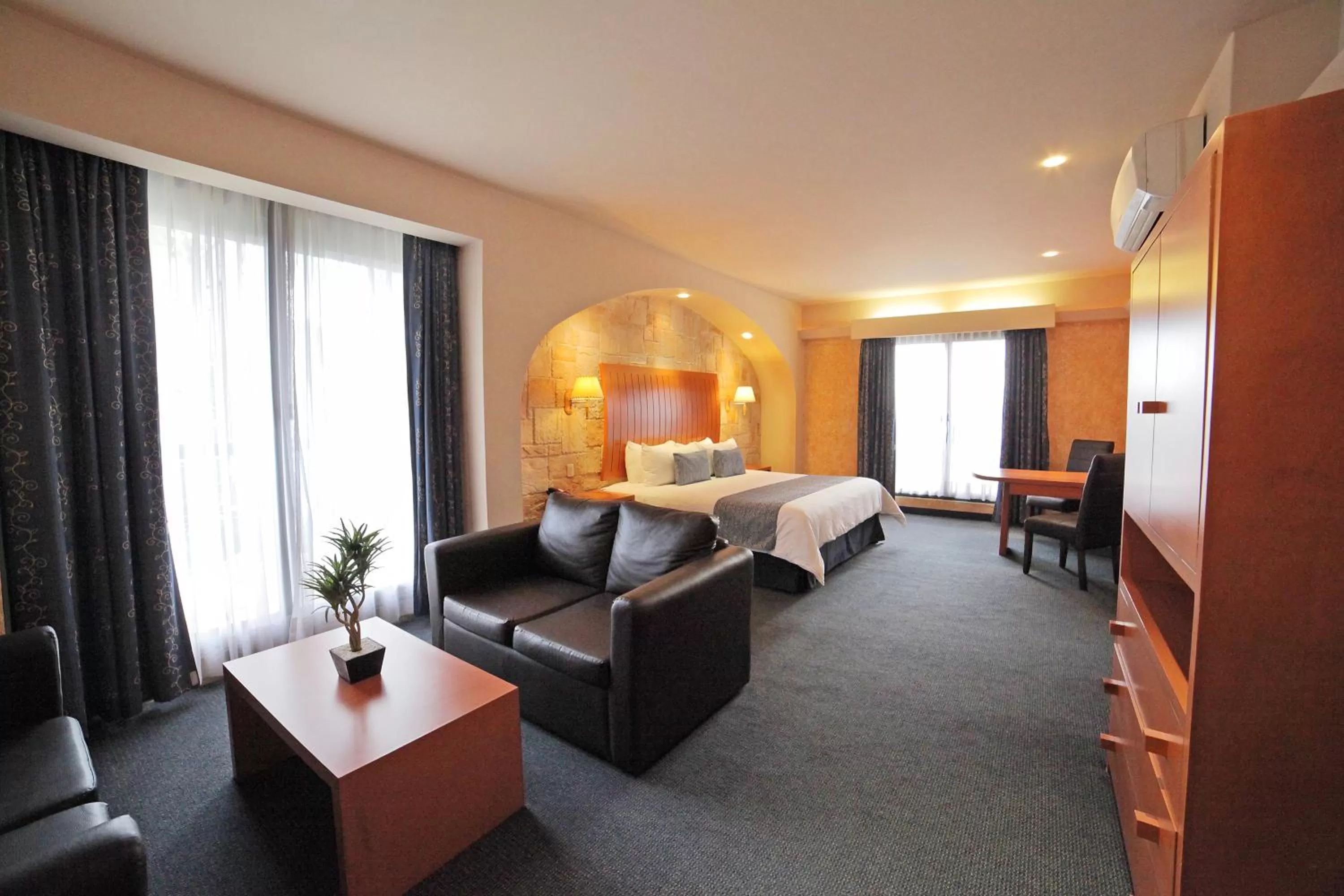 Day, Bed in Hotel Flamingo Inn