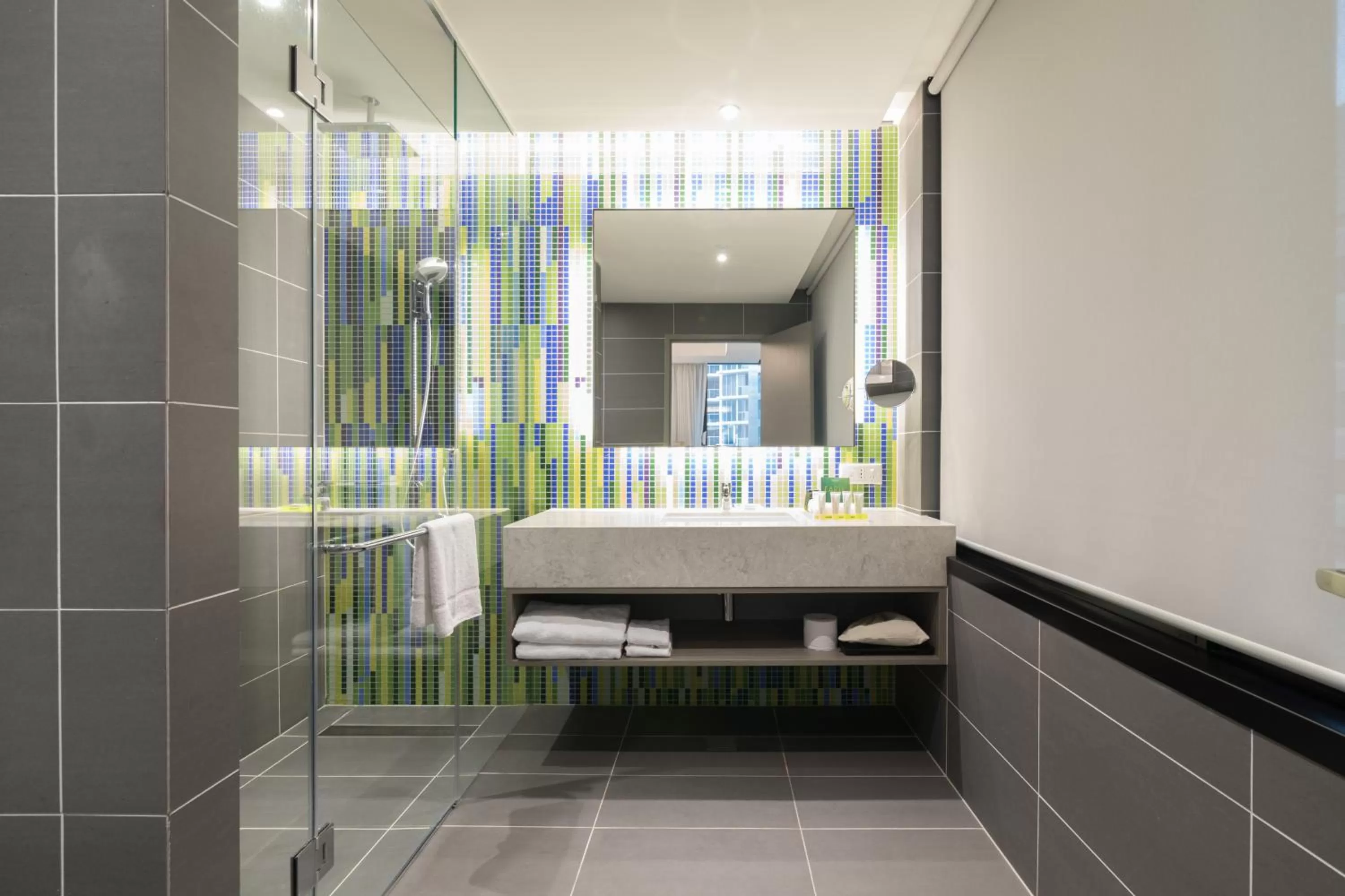 Bathroom in Capri by Fraser Brisbane