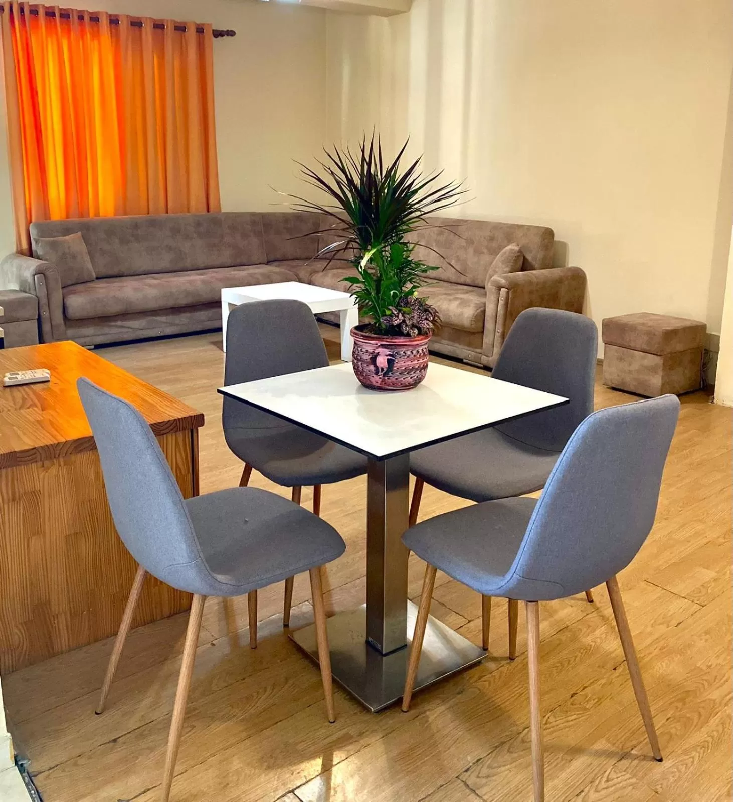 Dining Area in Vila Park Hotel 1