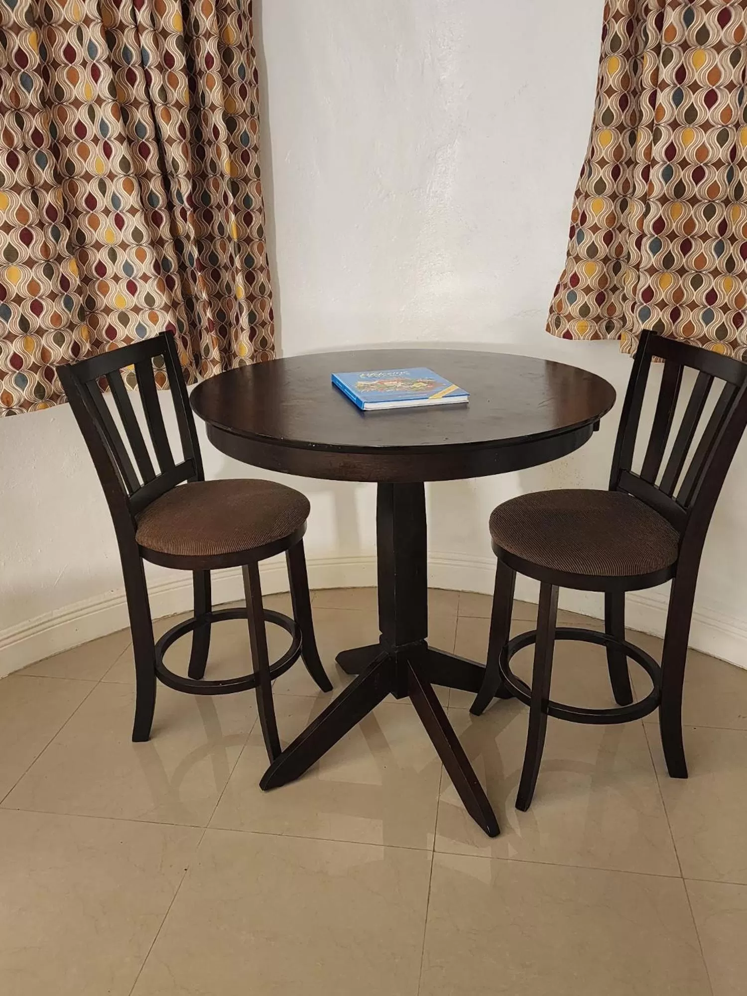 Dining Area in Golden Palm B & B