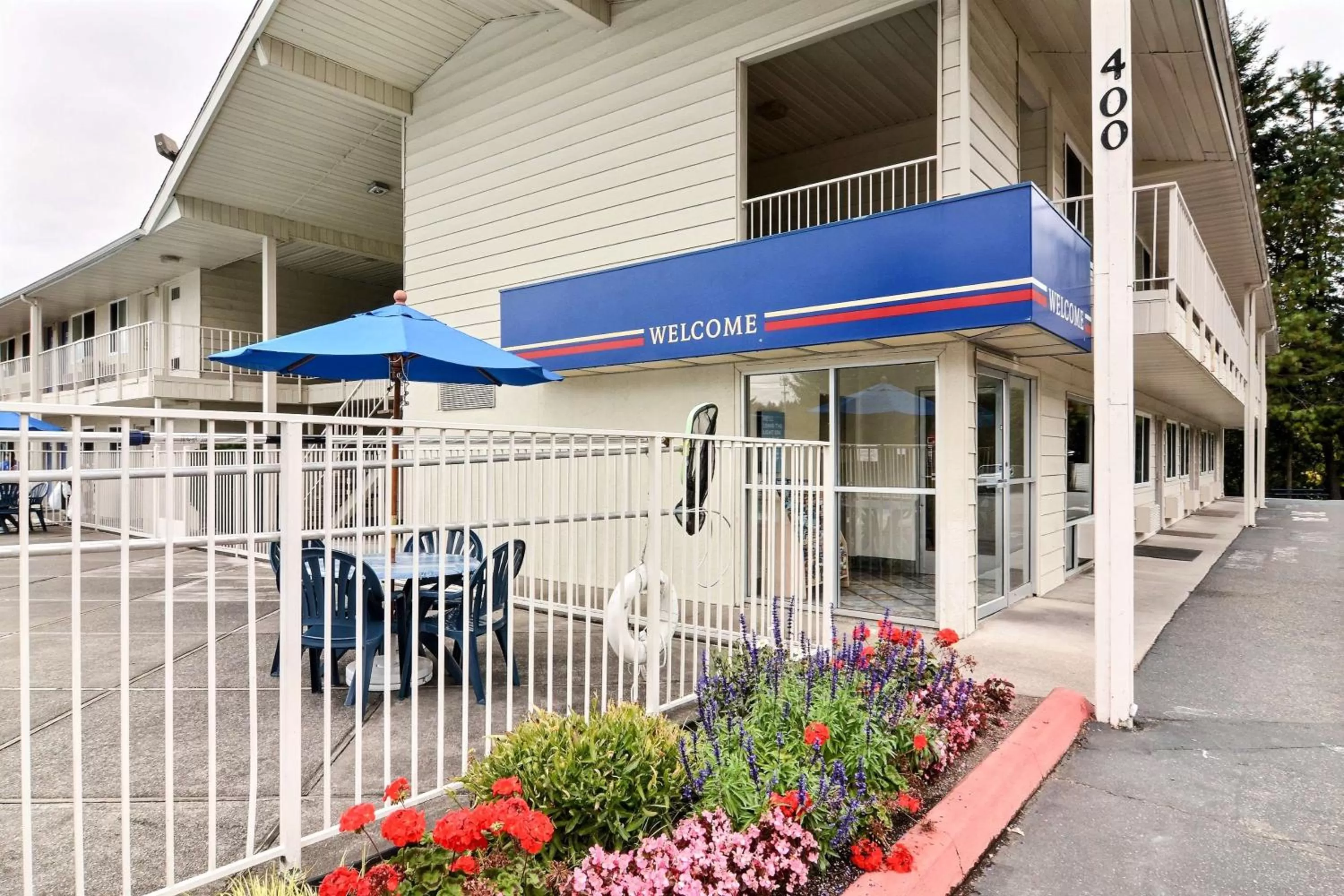 Property building in Motel 6-Tumwater, WA - Olympia