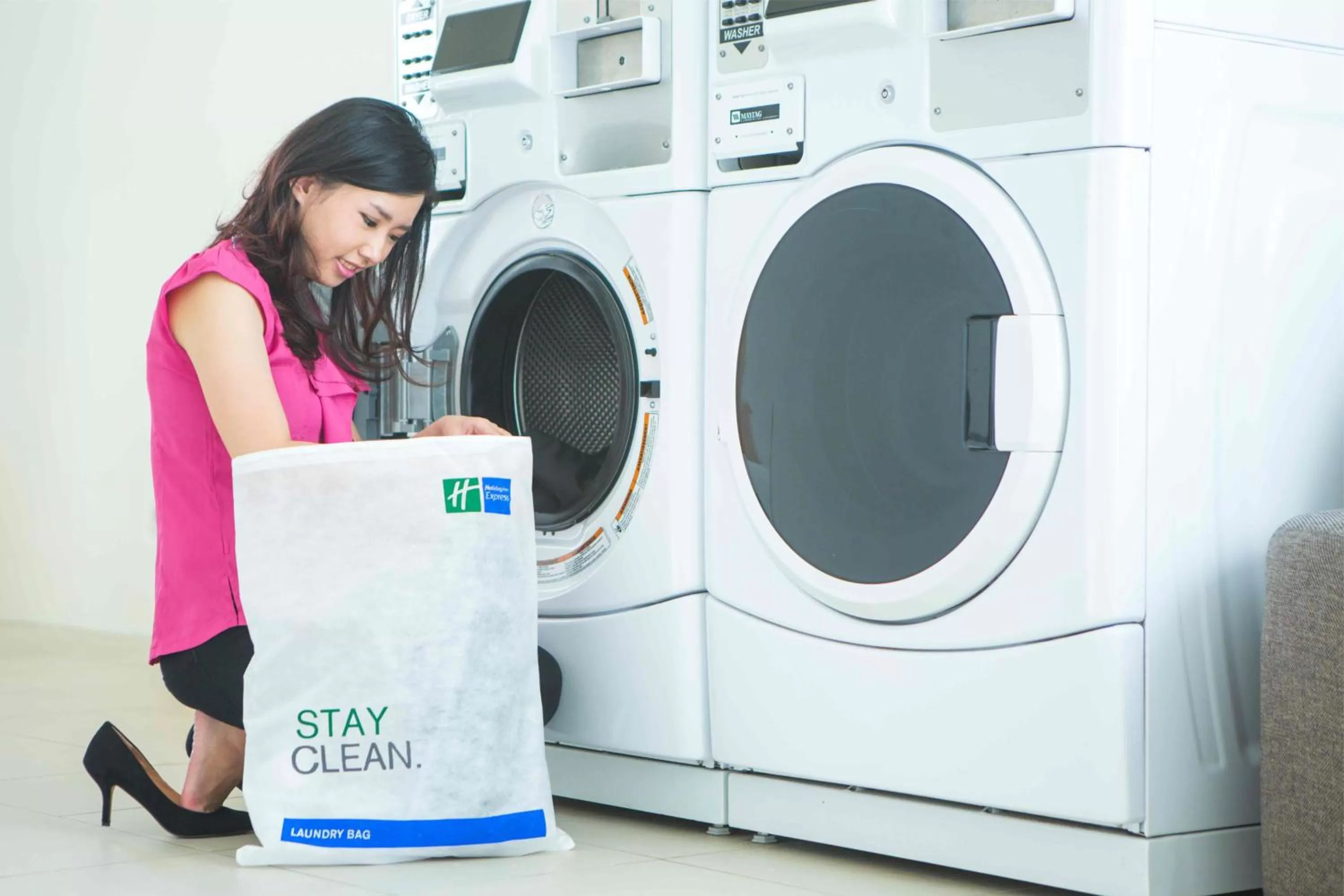 People in Holiday Inn Express Jakarta International Expo by IHG