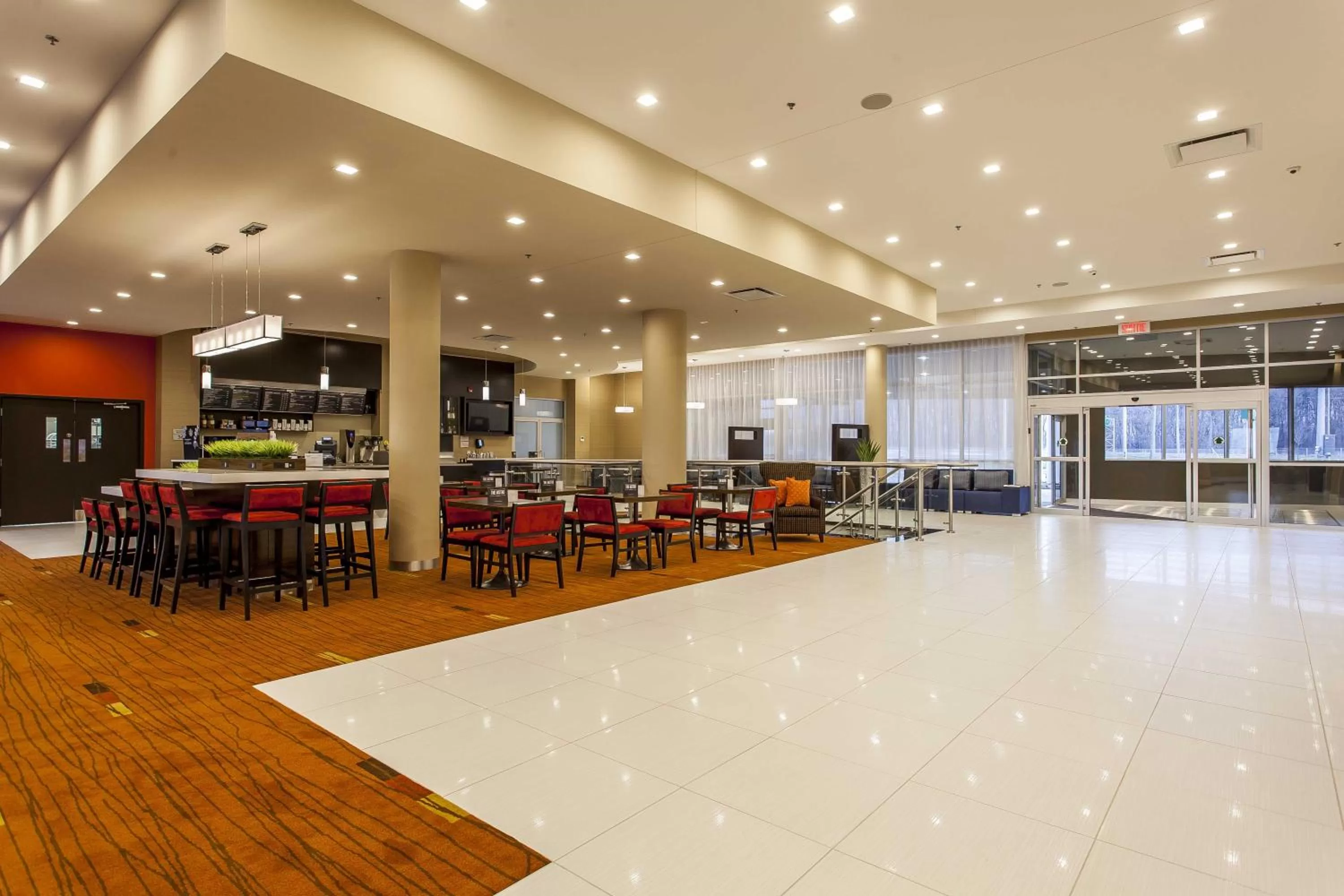 Restaurant/places to eat in Courtyard by Marriott Montreal West Island/Baie D’Urfe