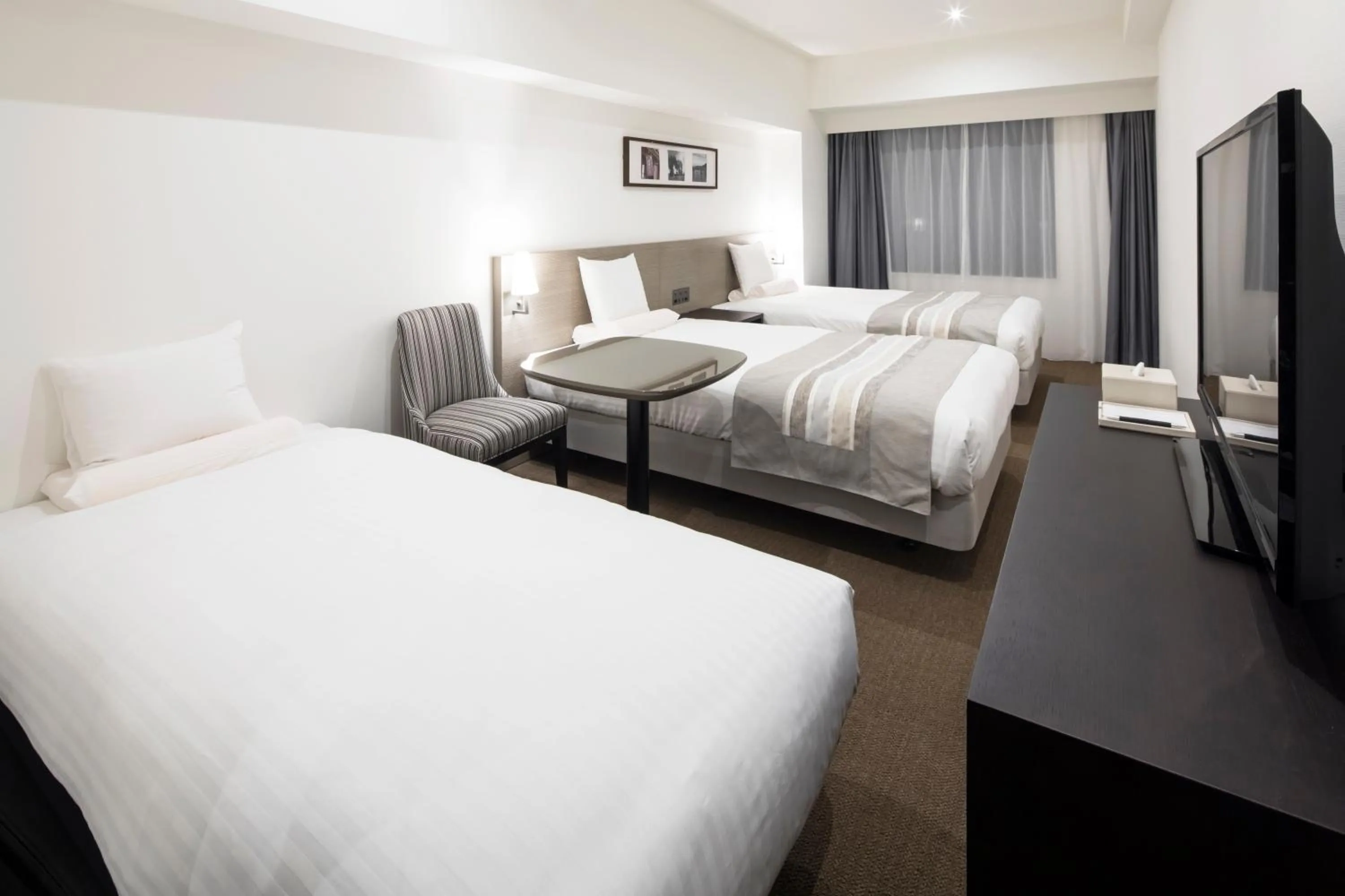 Photo of the whole room, Bed in HOTEL MYSTAYS PREMIER Omori