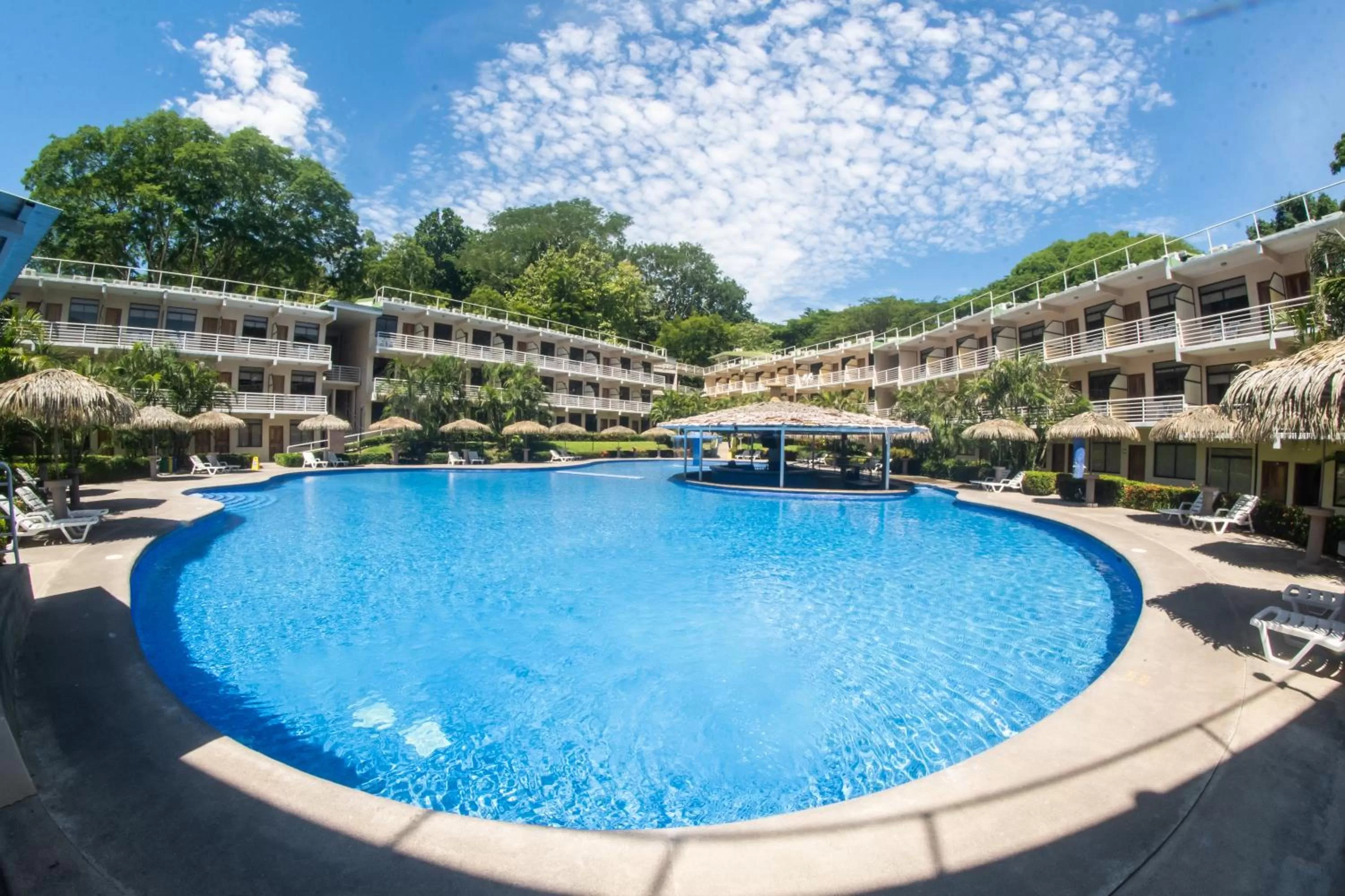 Pool view in Hotel Arenas en Punta Leona