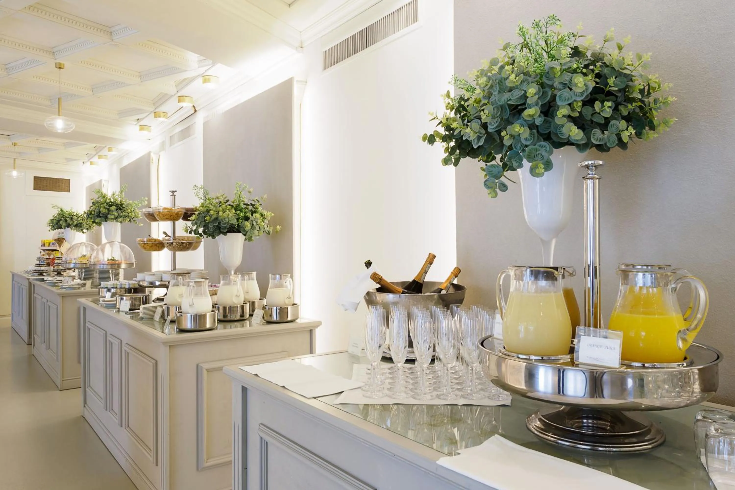 Coffee/tea facilities in Atlantis Bay - The Leading Hotels of the World