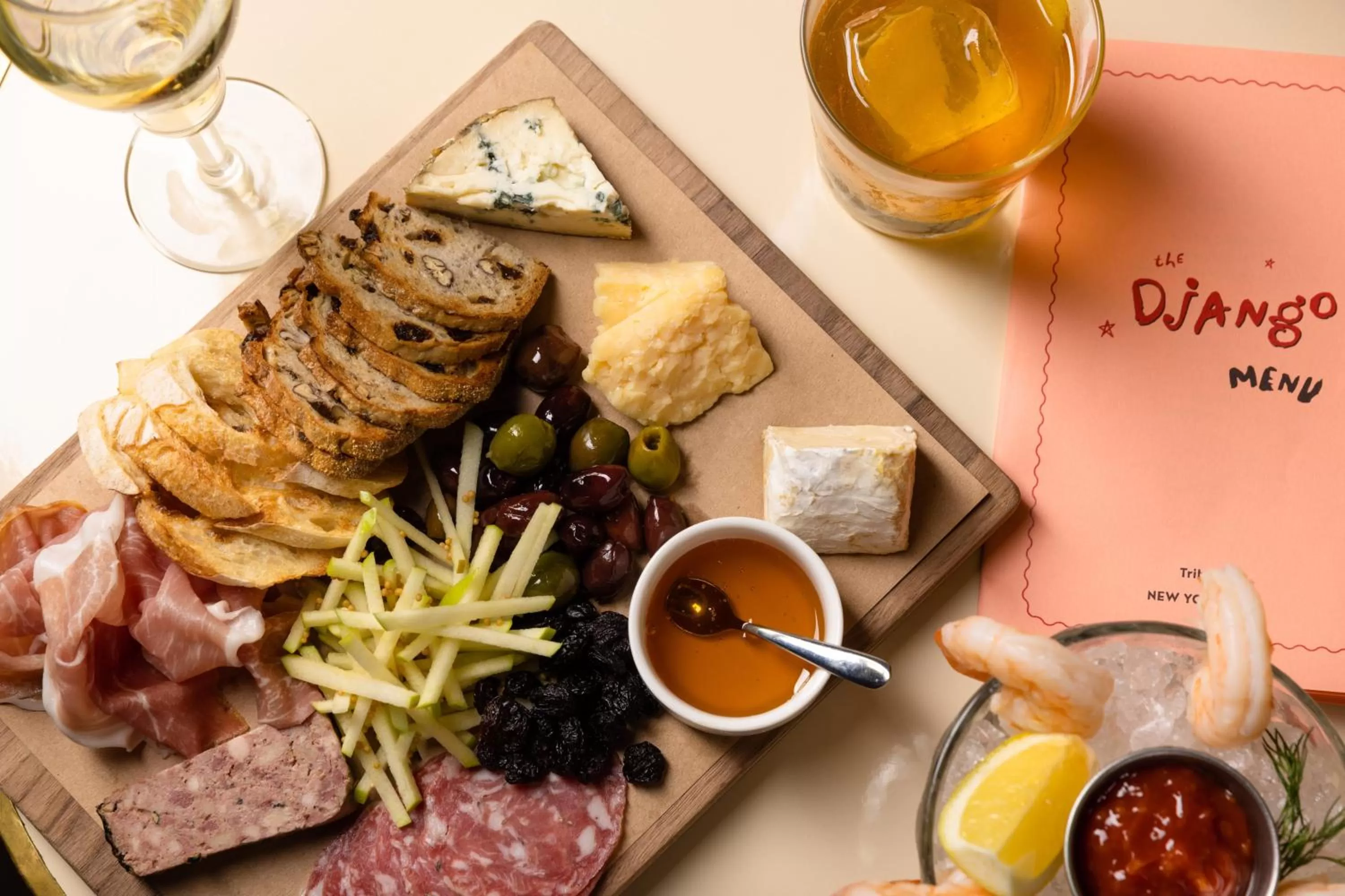 Restaurant/places to eat in Roxy Hotel New York